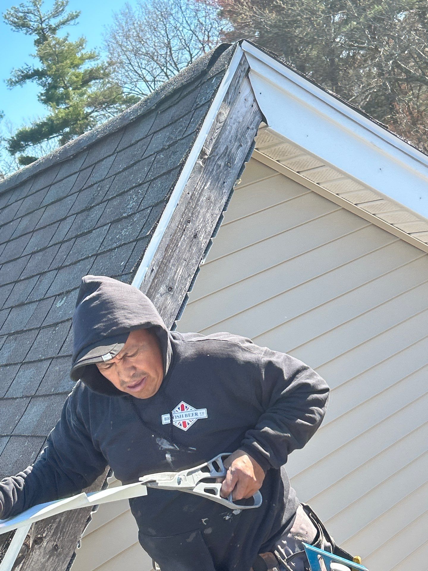 Siding Rake Repair – Littleton, MA by Mighty Dog Roofing of Greater Middlesex County