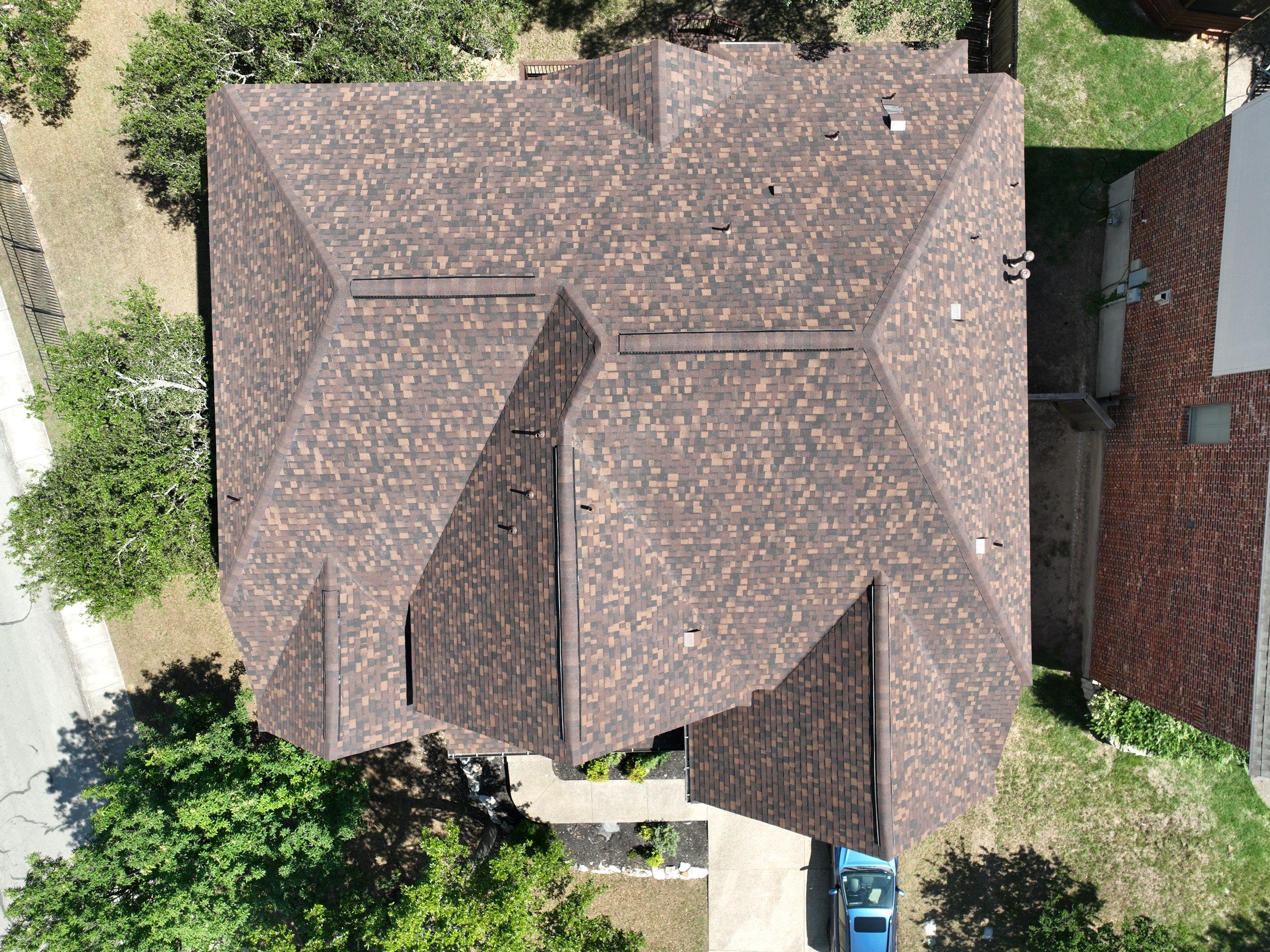 Residential Roof Replacement using Owens Corning 30 year Architectural Shingles by Premier Roofing and Contracting