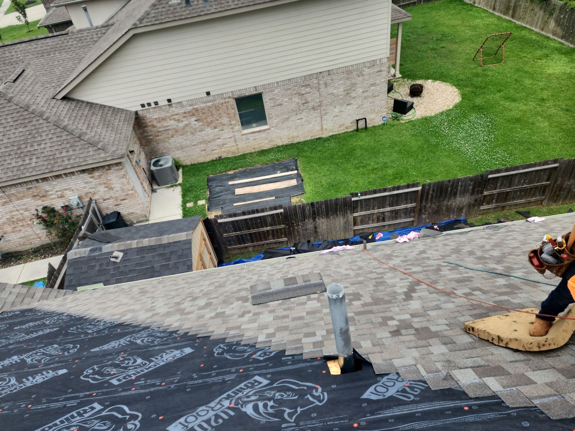 Residential Roofing Installation using Owen's Corning Duration (Lifetime) Shingles by Roof Repair Company