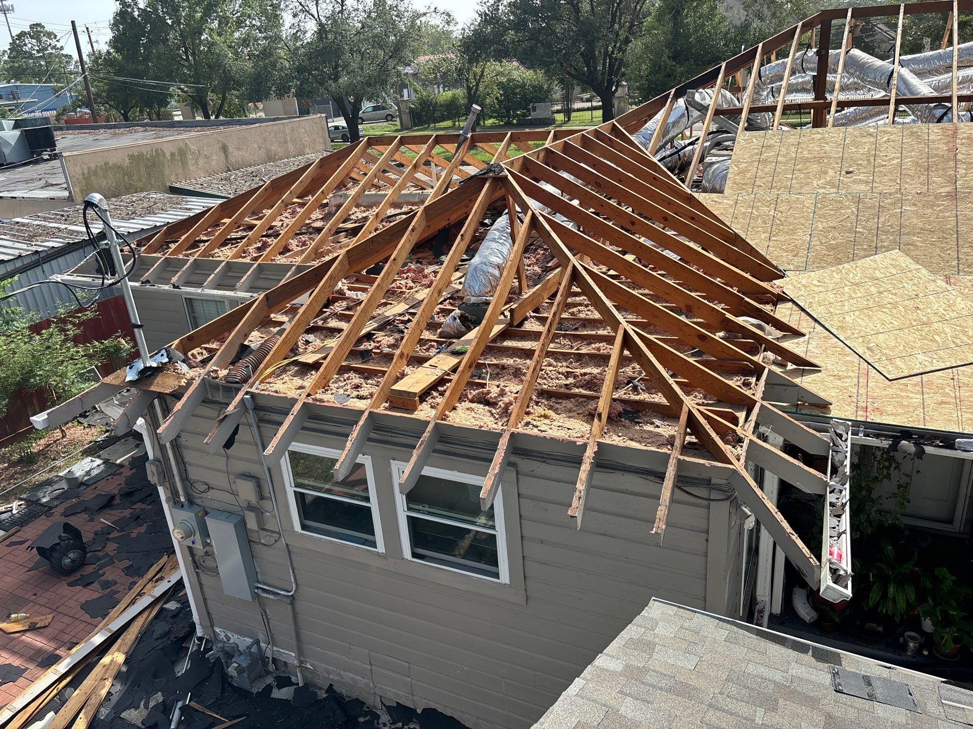Residential Roofing Installation using Owen's Corning Duration (Lifetime) Shingles by Roof Repair Company