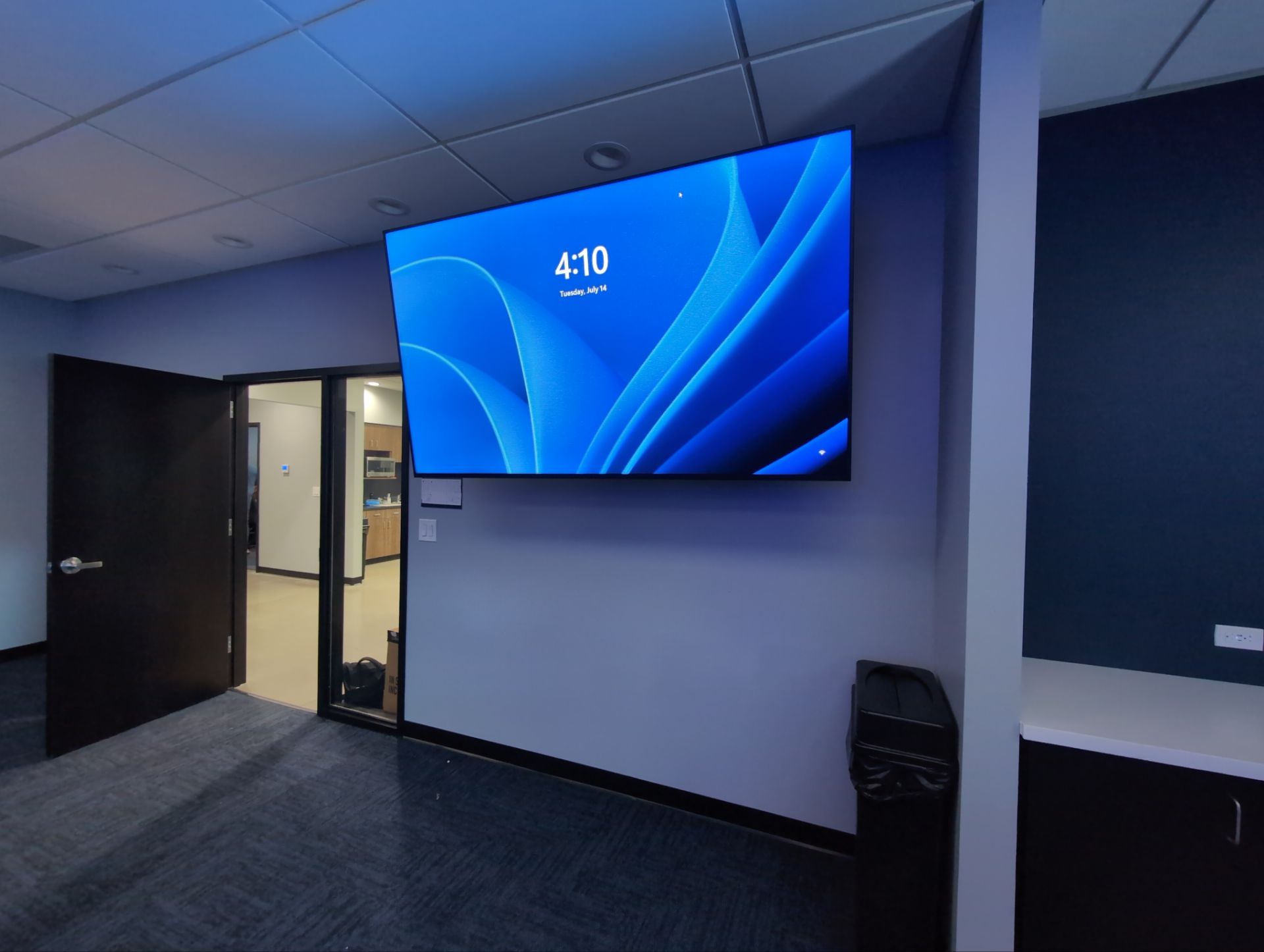 Commercial AV Integration and Network Infrastructure for Lebanon Facility by Techkinect