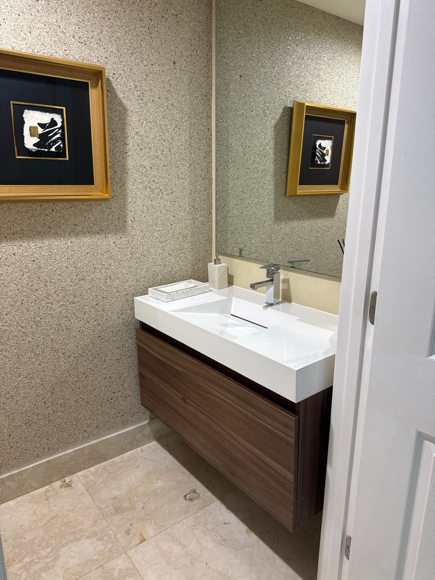 Water Damage Claim in Aventura by FLAPA & KeyStone