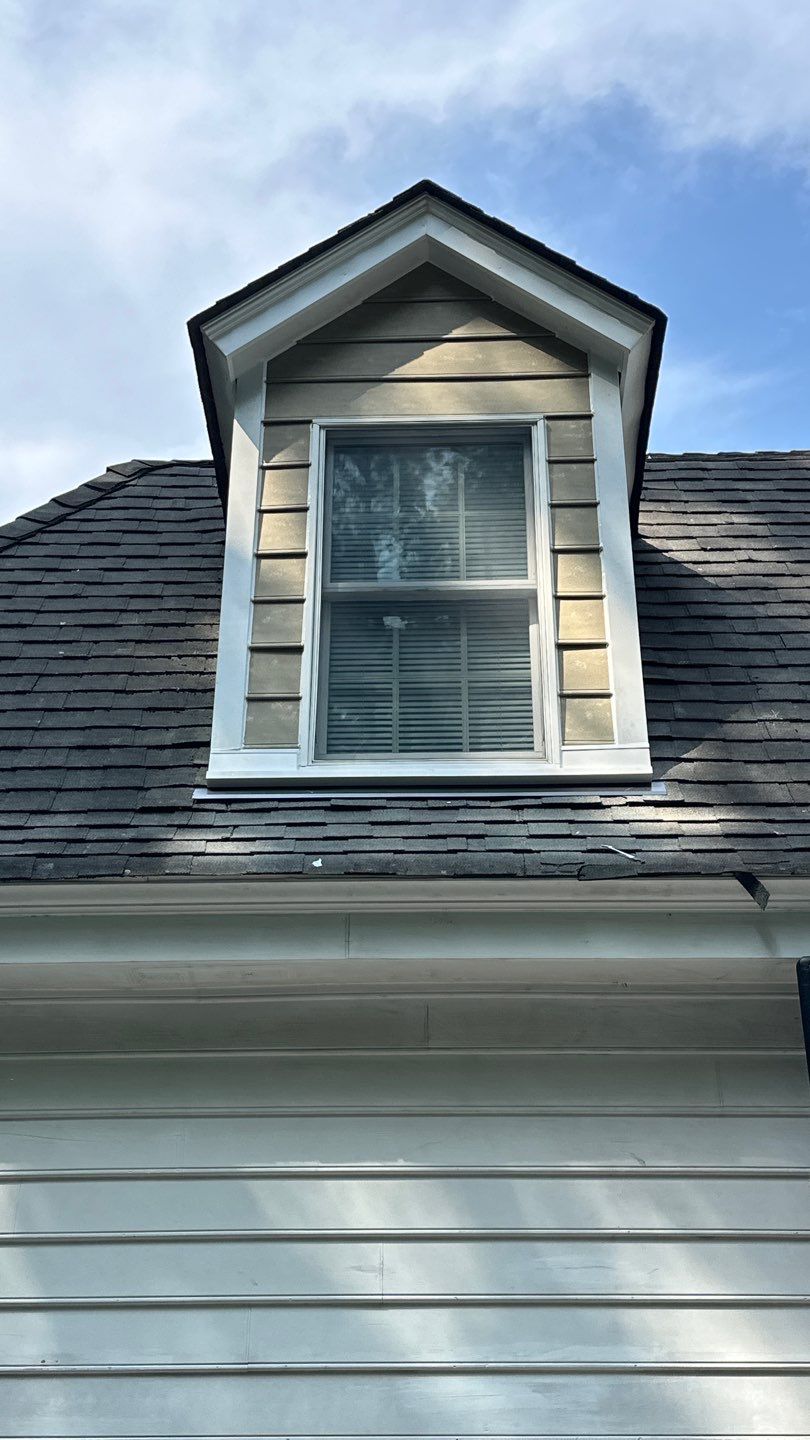 Siding Installation using JH Select Cedarmill Eased Edge by ExteriorPros