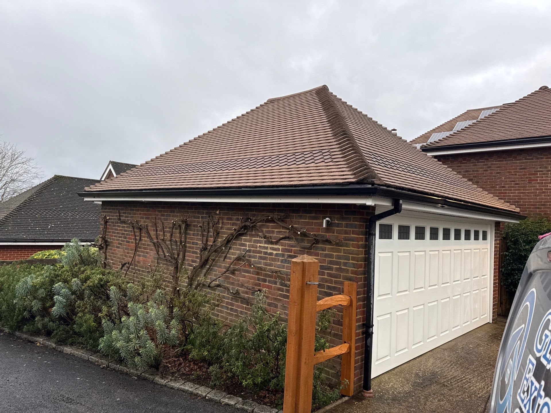 Roof Cleaning by Ges Exterior Cleaning ltd