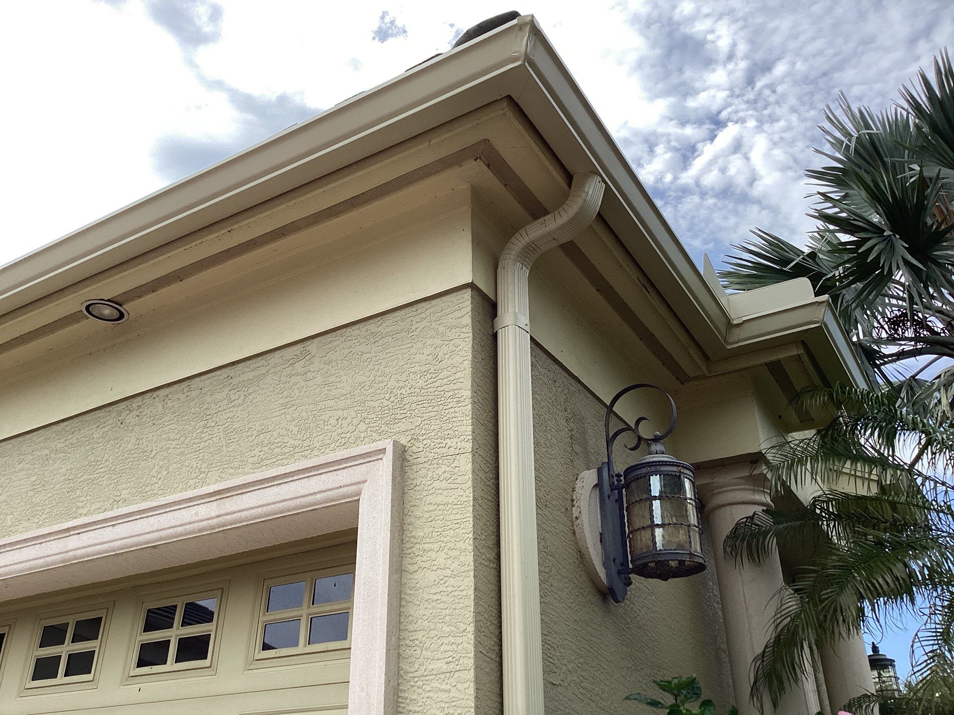 Gutter Project 7 inch seamless gutters using Cameo Gutters in Sarasota FL by Gutter Professors