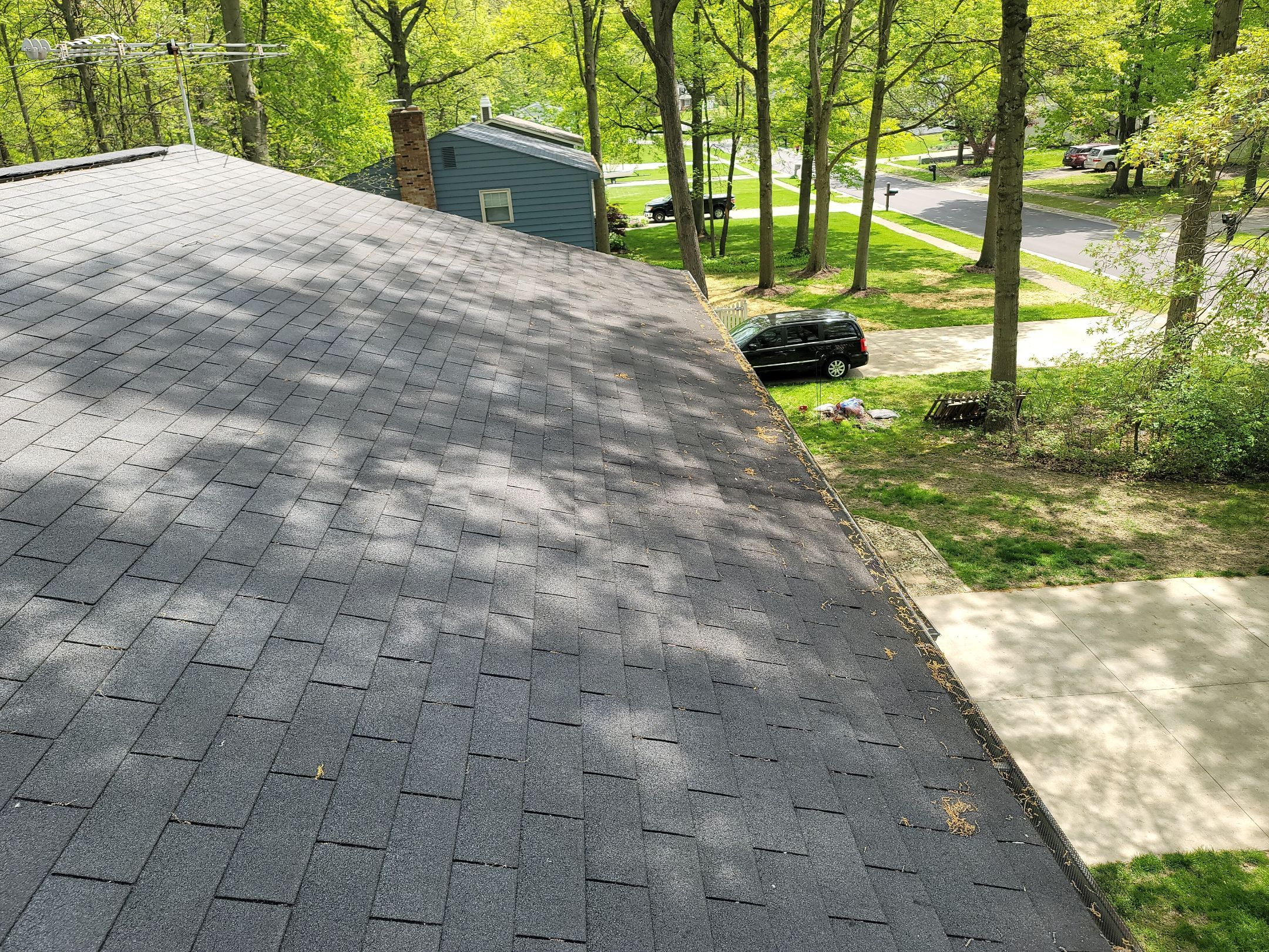 ATLAS PINNACLE COLOR: COASTAL GRANITE by Eagle Eye Roofing