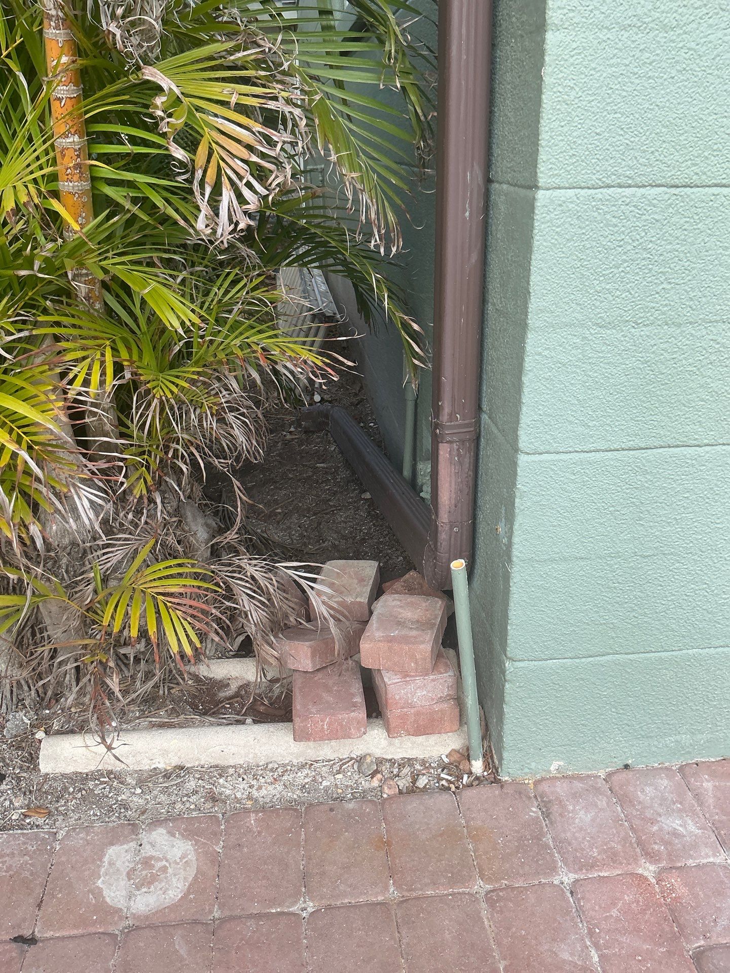 White Soffit and Fascia Installation in Longboat Key FL by Gutter Professors