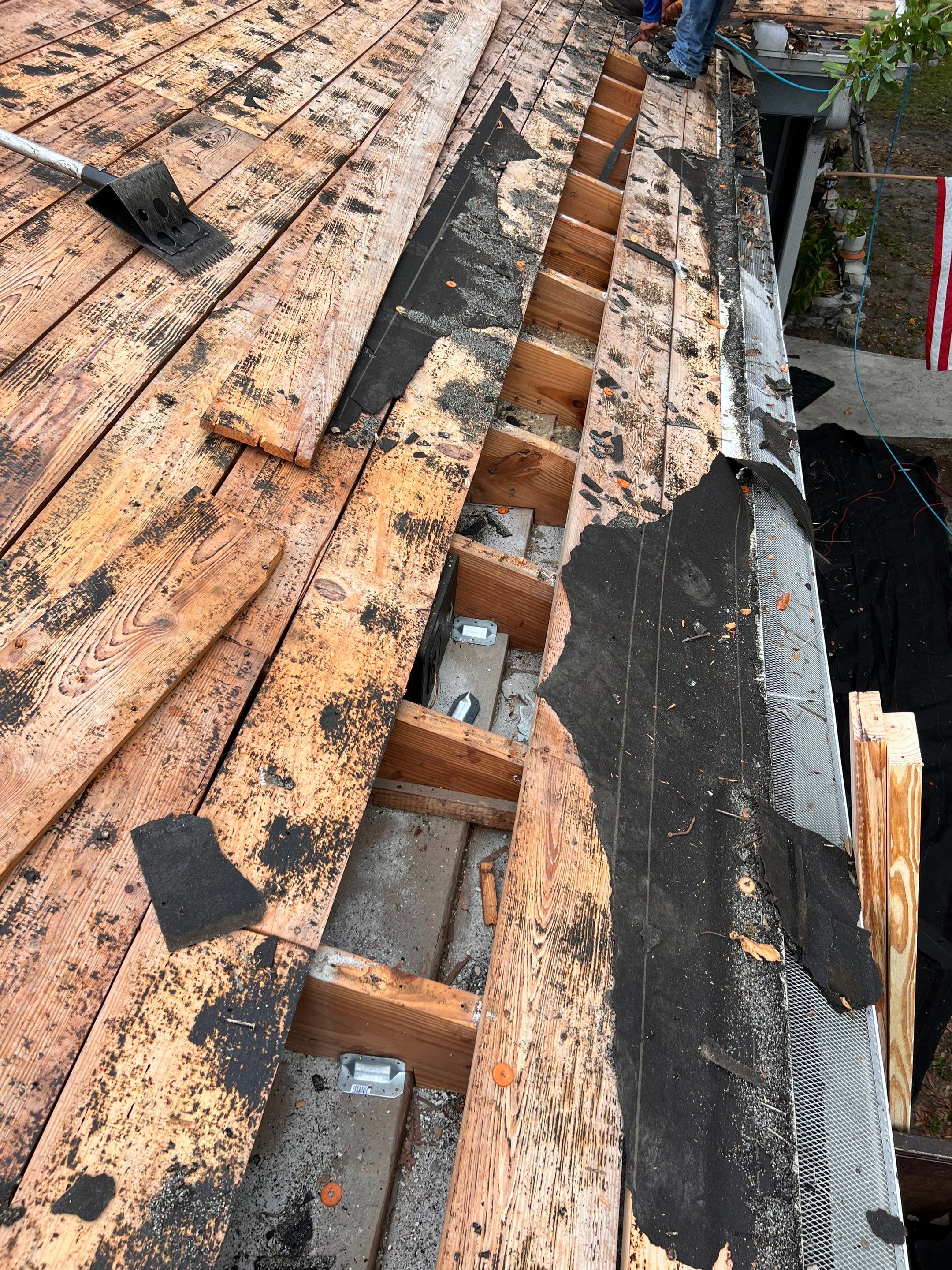 Project in St. Petersburg 33710 by Mitchell Roofing Company LLC 
