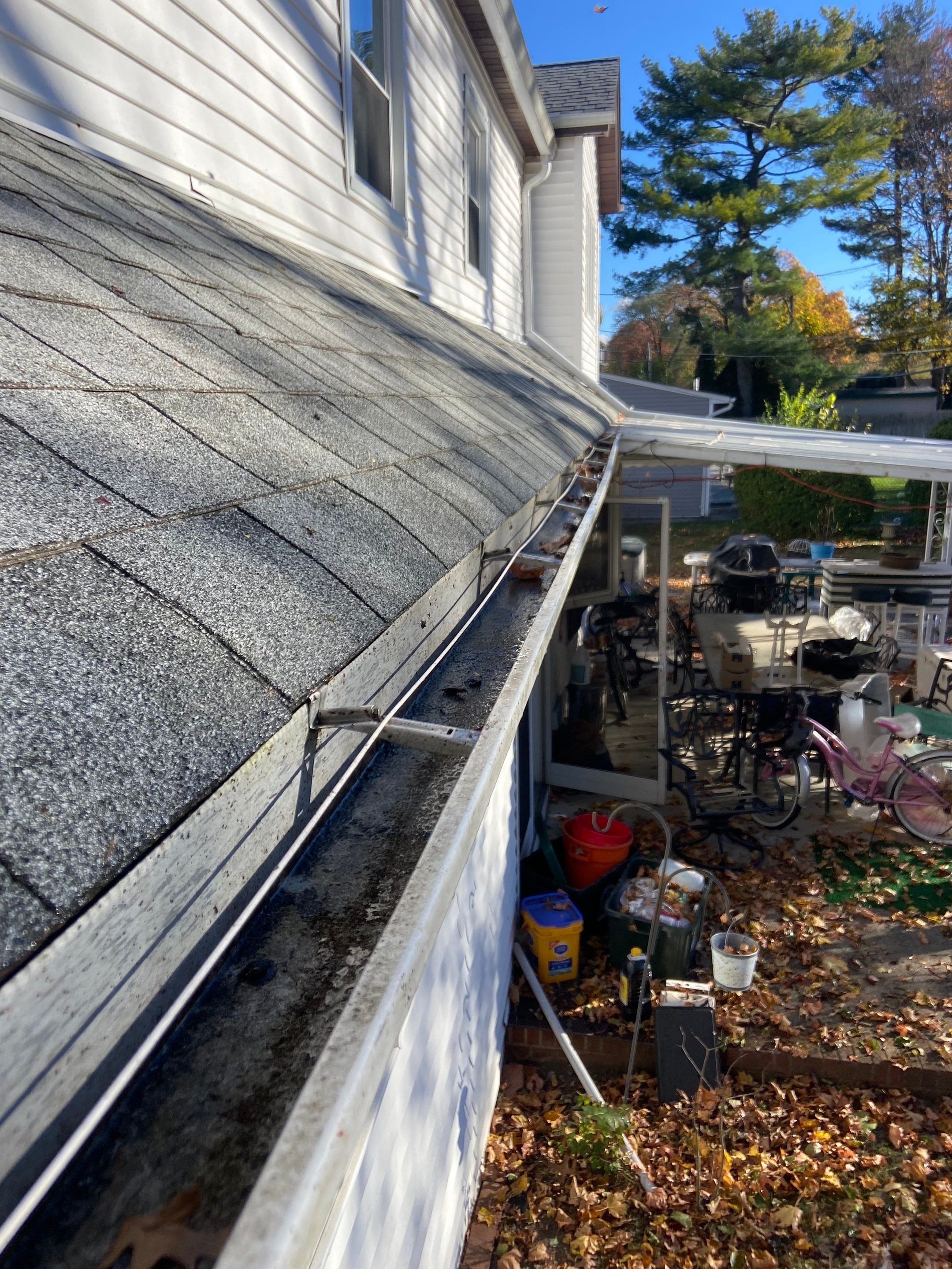 Gutter Cleaning by Above All Gutters 