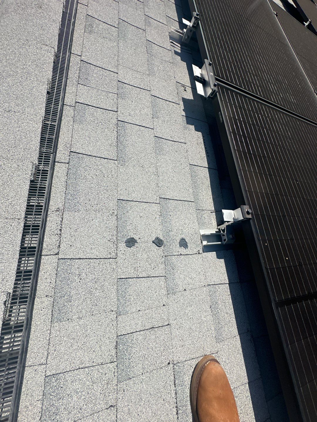 Hail Damage using Owen's Corning Duration (Lifetime) Shingles by Roof Repair Company
