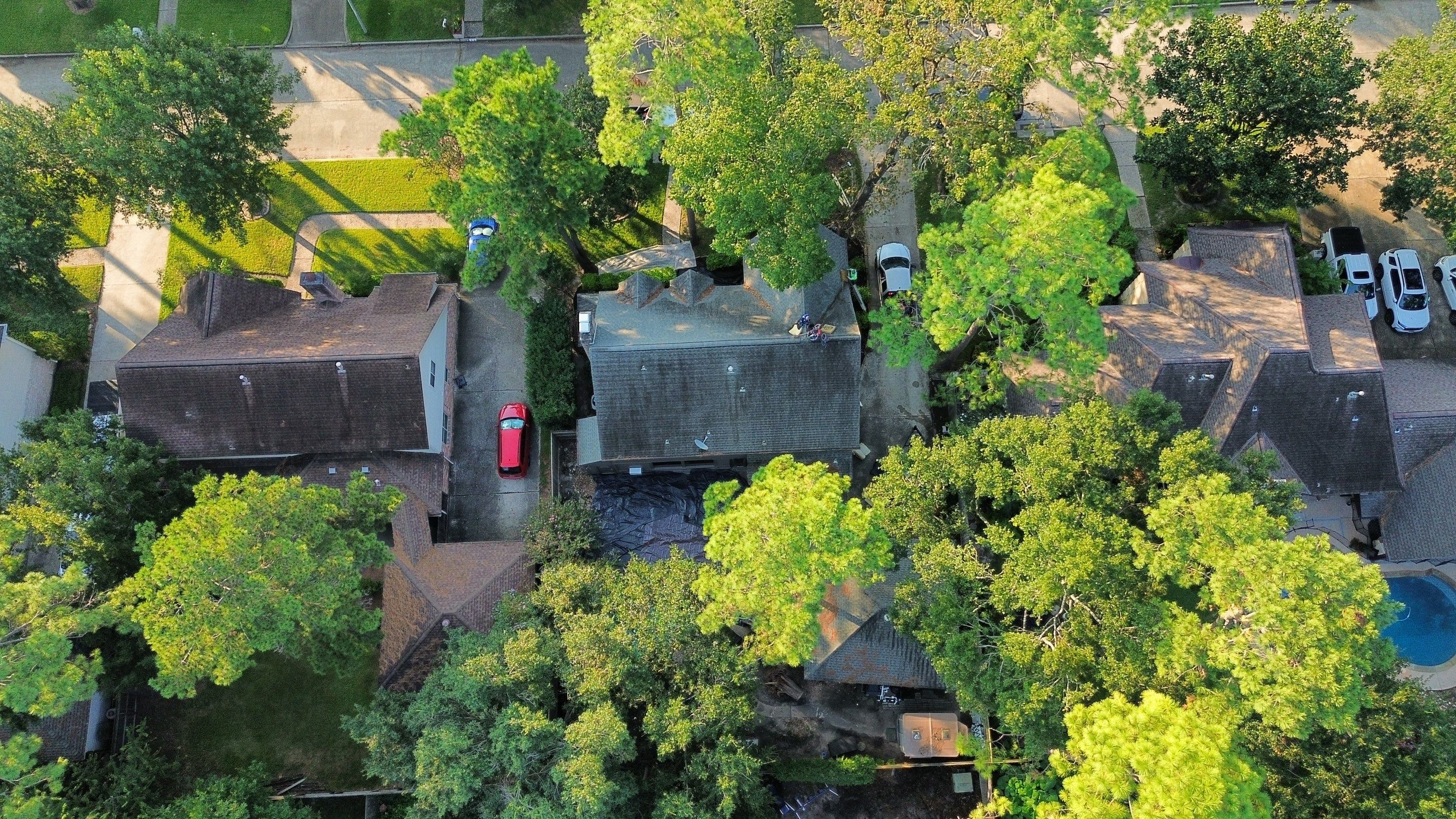 OC Oakridge Estate Gray by HHH Roofing & Construction