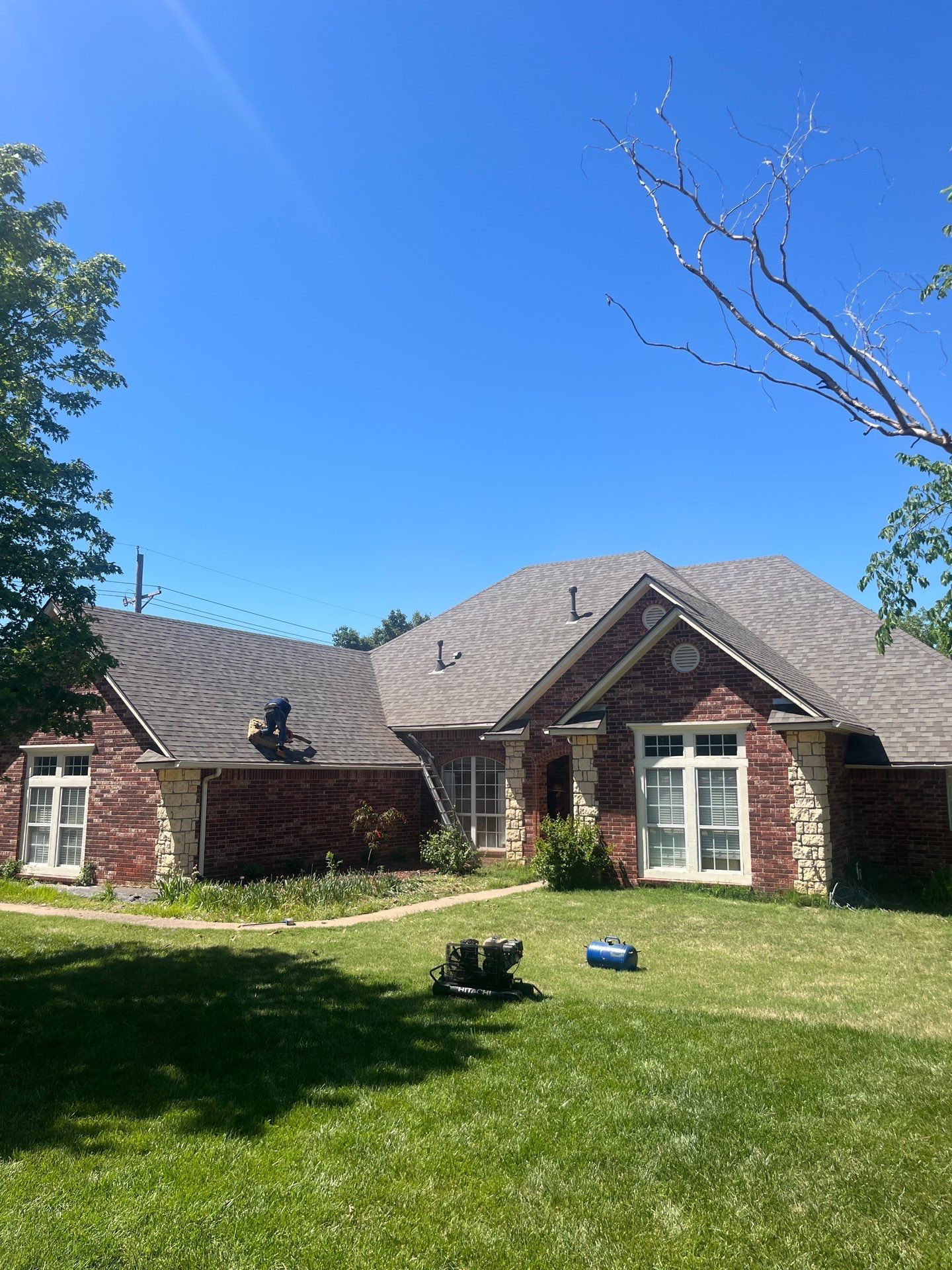 Owens Corning - Duration by Frontline Roofing and Construction