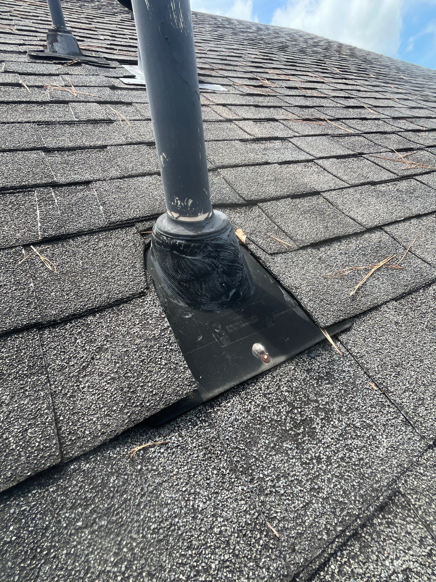 Hail Damage using Owen's Corning Duration (Lifetime) Shingles by Roof Repair Company