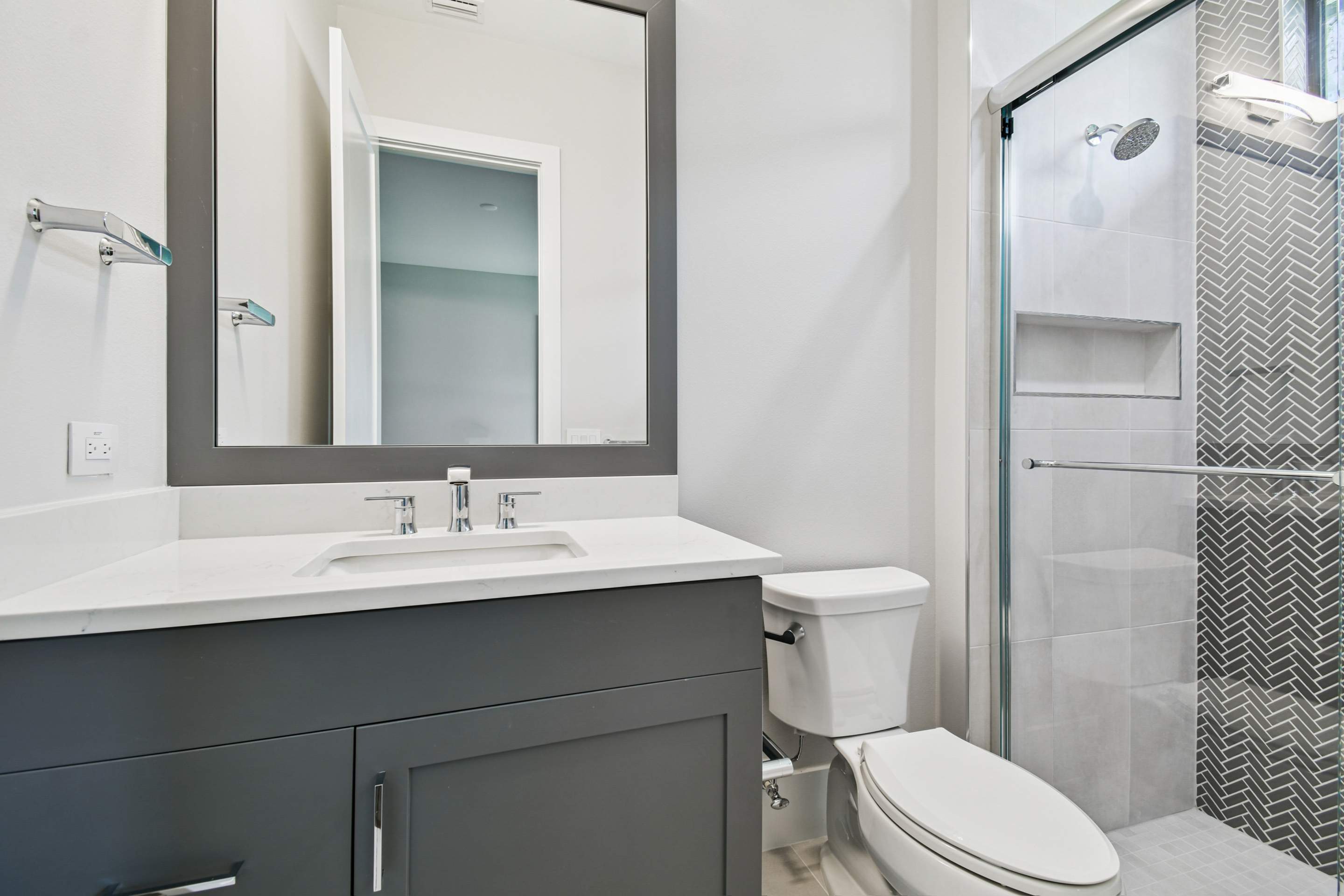 Custom Soleil by Lyons Heritage Tampa, LLC