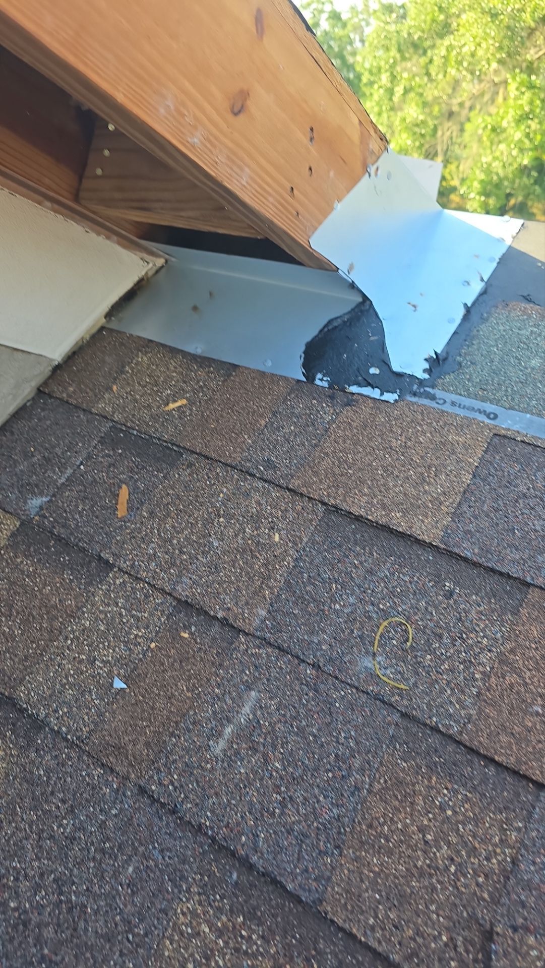 Roof Replacement in Valrico, FL by Shingle Masters Roofing