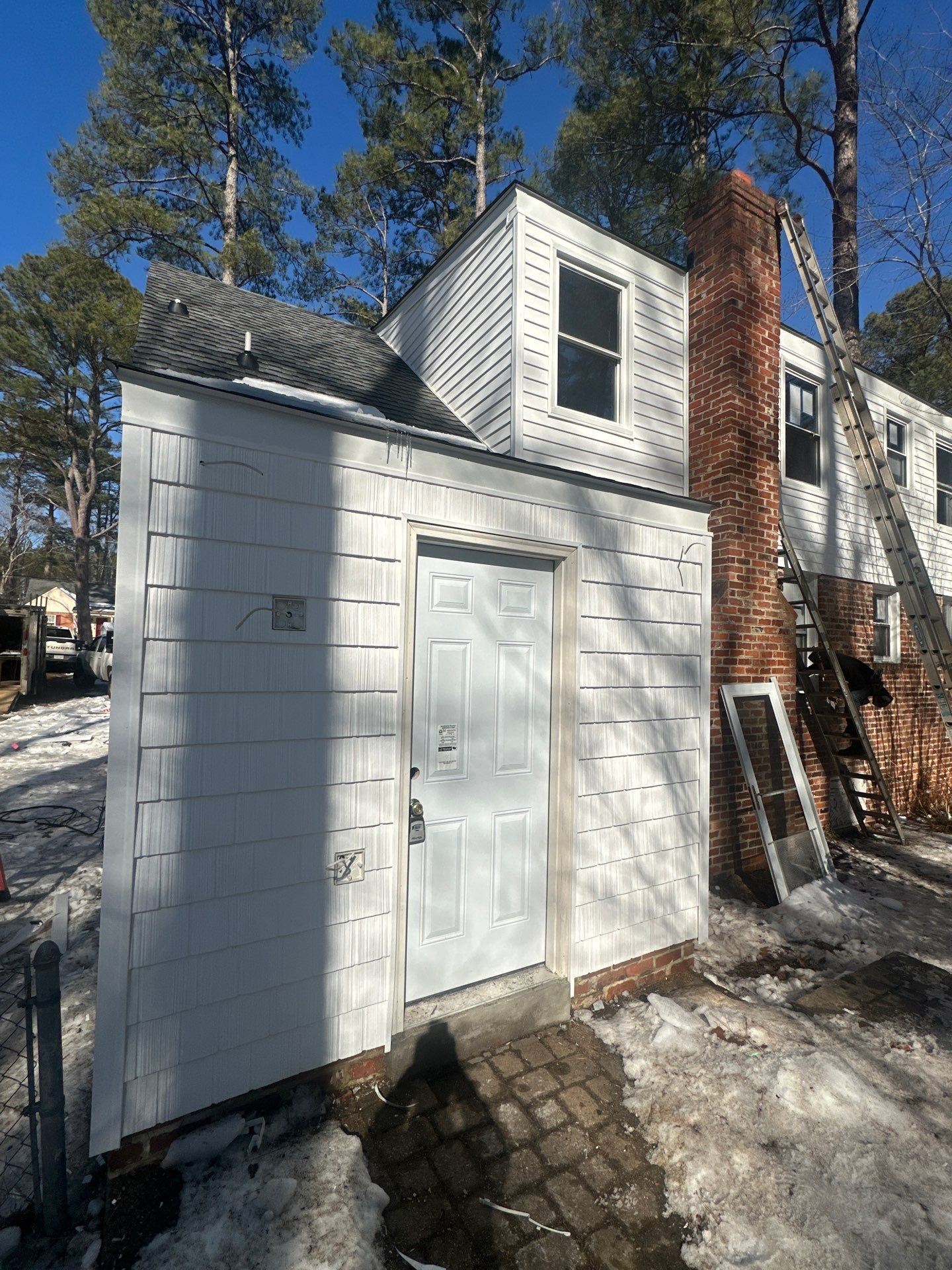 Architectural Shingle Roof and New Siding Installation in Richmond by Cade Construction