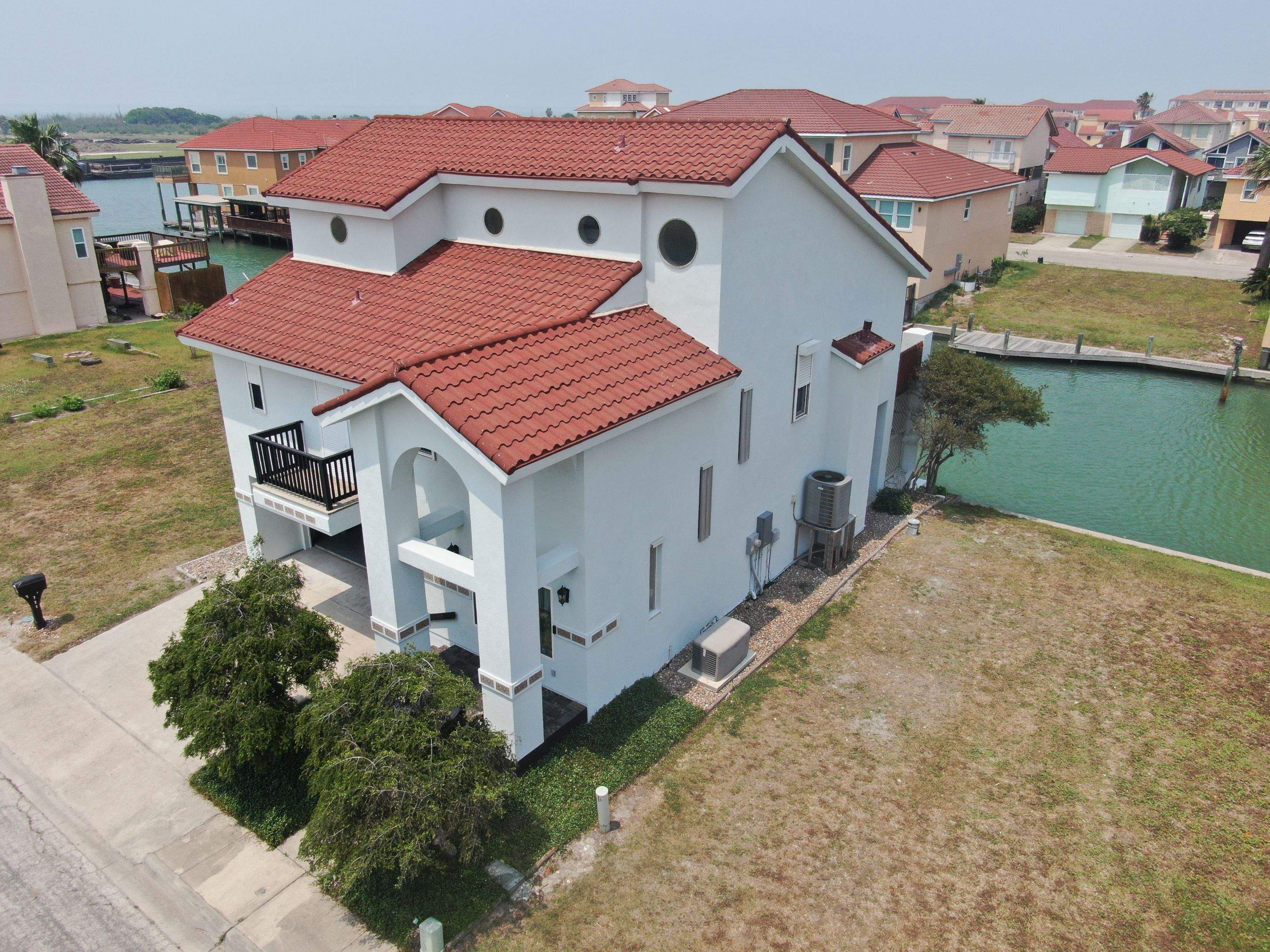 Waterfront Stucco Remastered by Bayfront Roofing and Construction
