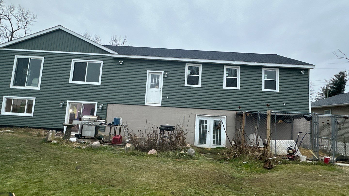 Siding Replacement using CertainTeed Restoration Classis D4 by 180 Contractors