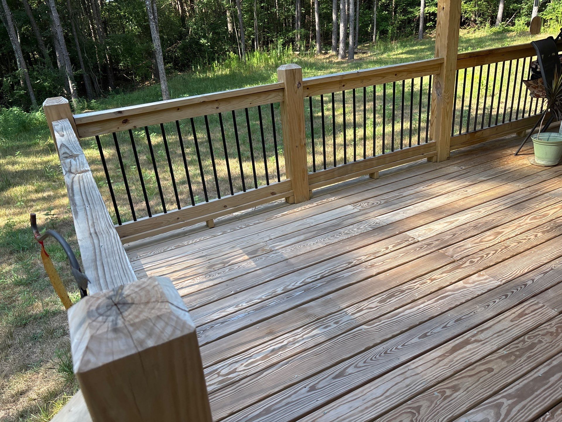 Wood Deck using Wood Sealant by DuraSeal