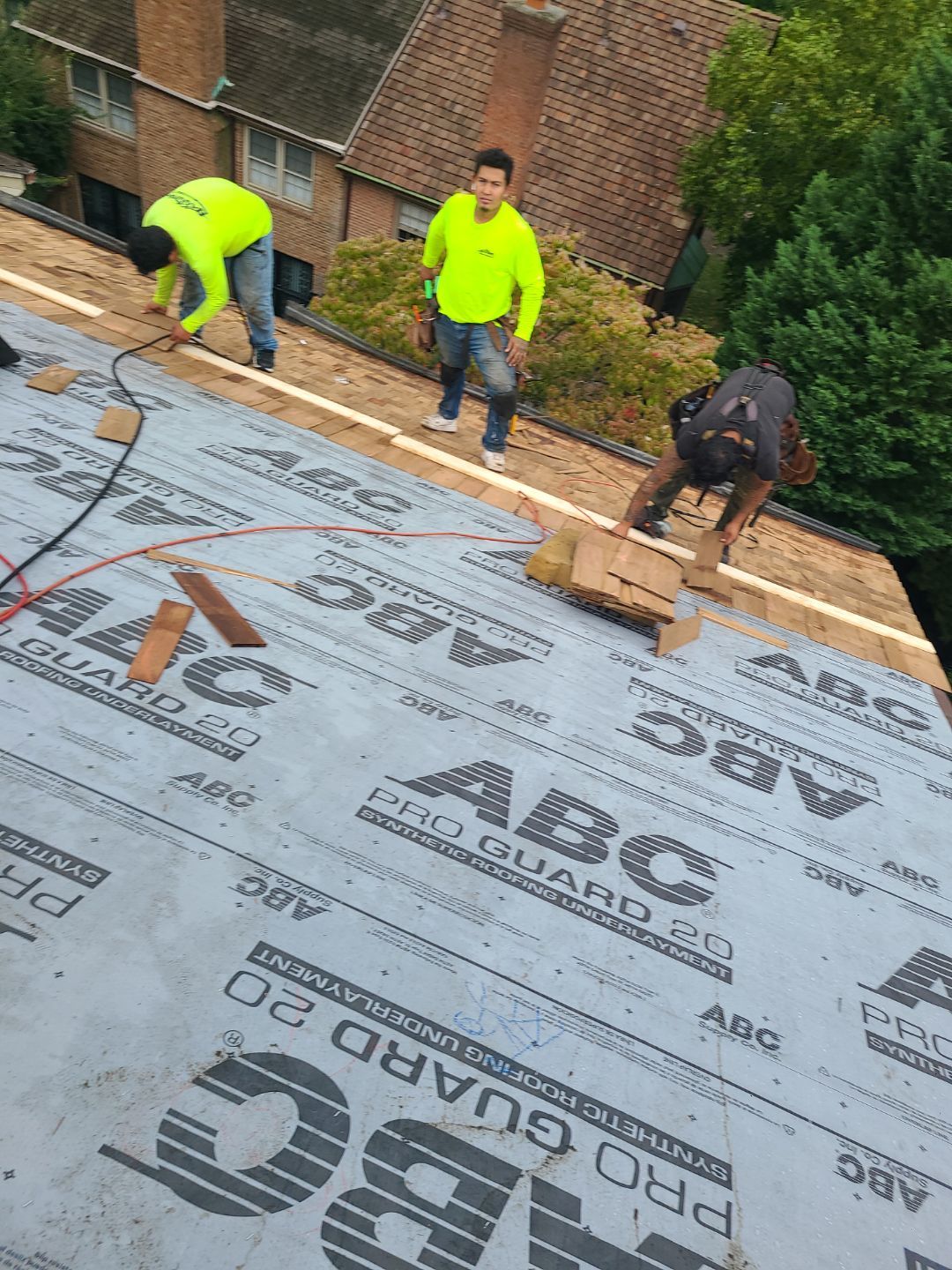 Arlington: Residential Roof Replacement with Perfection CCA-Treated Cedar Shakes by RM Banning, Inc.