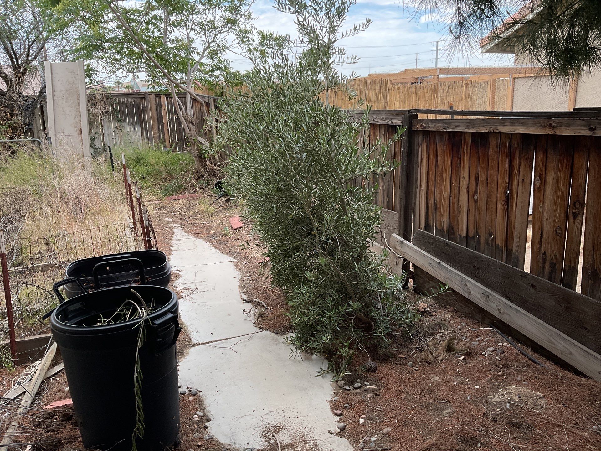 Fence Repair using Vinyl by Fence Guys Inc. 