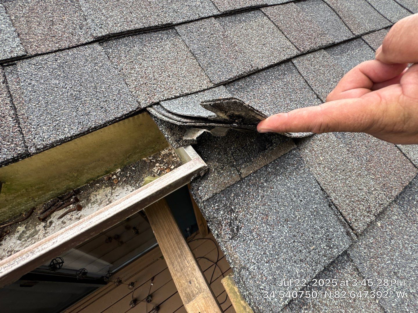 Architectural Asphalt Shingle Roof Replacement in Anderson, SC by Roofers LLC