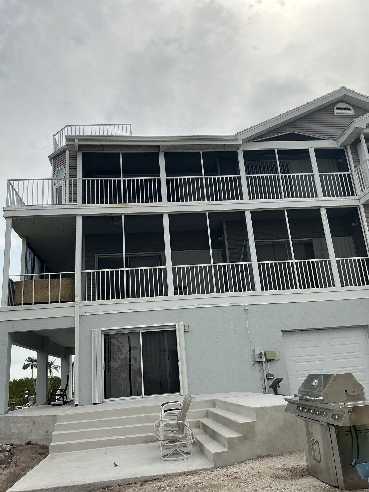 Assessment of the Condition of Gutters and Soffit and Fascia in Siesta Key FL by Gutter Professors