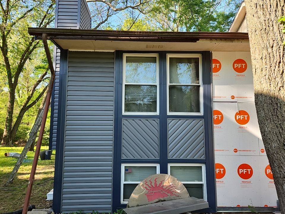Siding Installation and Roof install with OC Oakridge by EEC  Windows, Siding & Roofing 