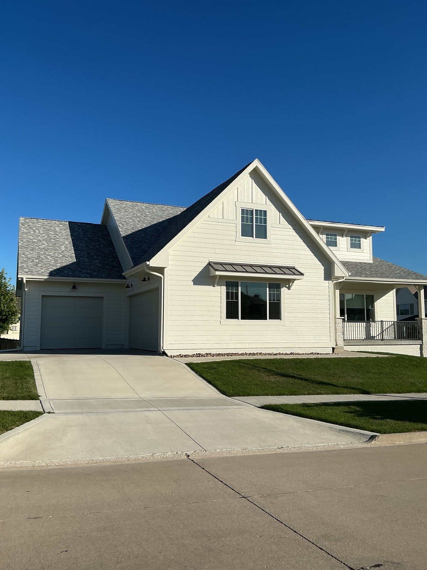 res ext repaint by Midwest Paint LLC
