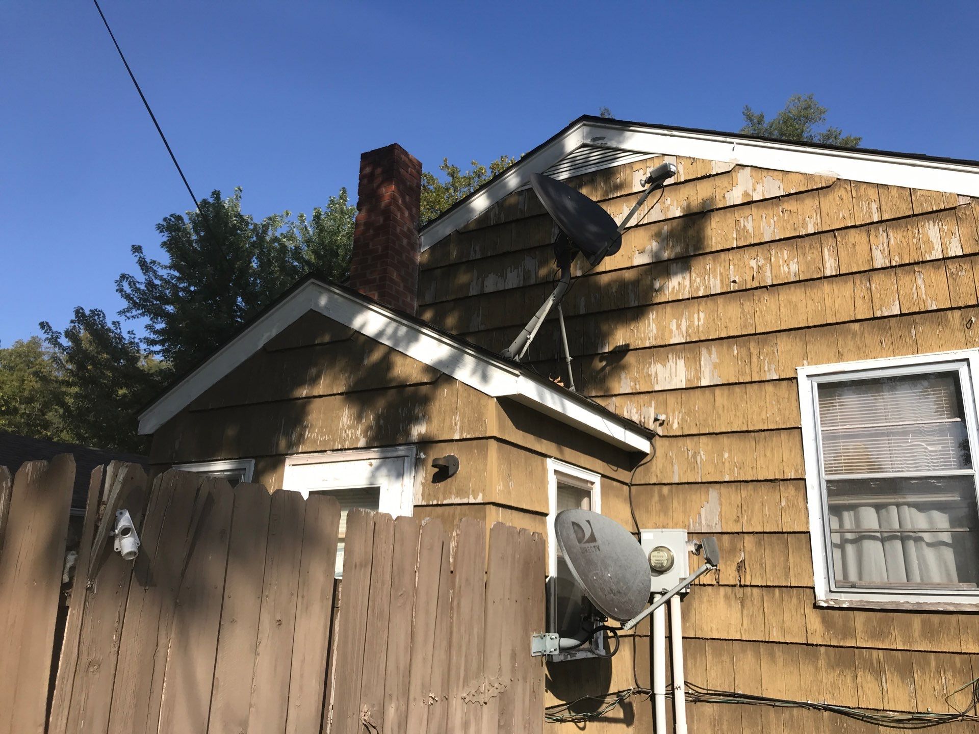 Siding Installation using Extrerior Porfolio Vinyl Siding  by EEC  Windows, Siding & Roofing 