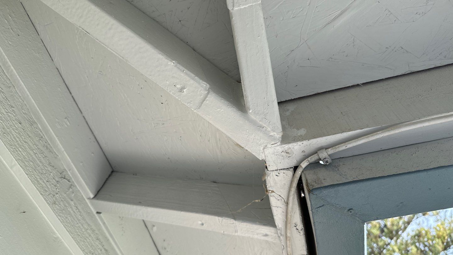 Single-ply roofing system on porch using TPO 60 mil by Straight Edge Roofing Inc