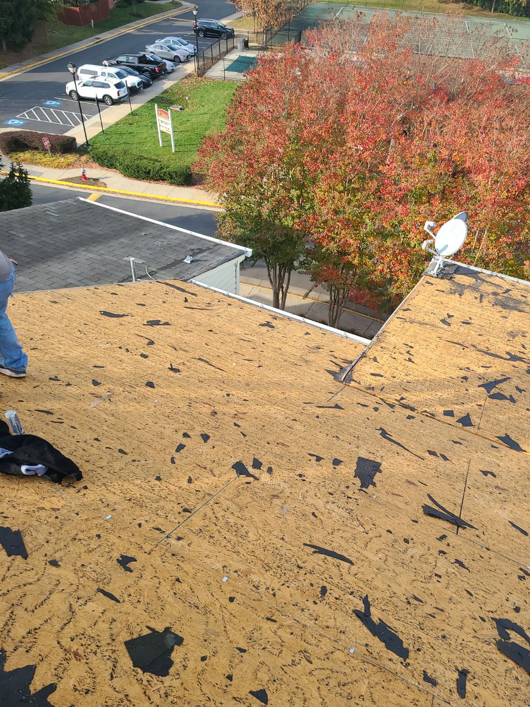 Herndon: Residential Roof Replacement with CertainTeed Landmark Pro in Max Def Moire Black by RM Banning, Inc.