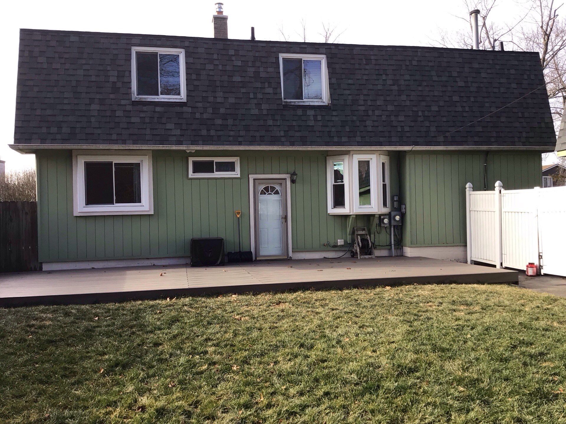 Siding Replacement using Hardie Plank S8 1/4" by 180 Contractors