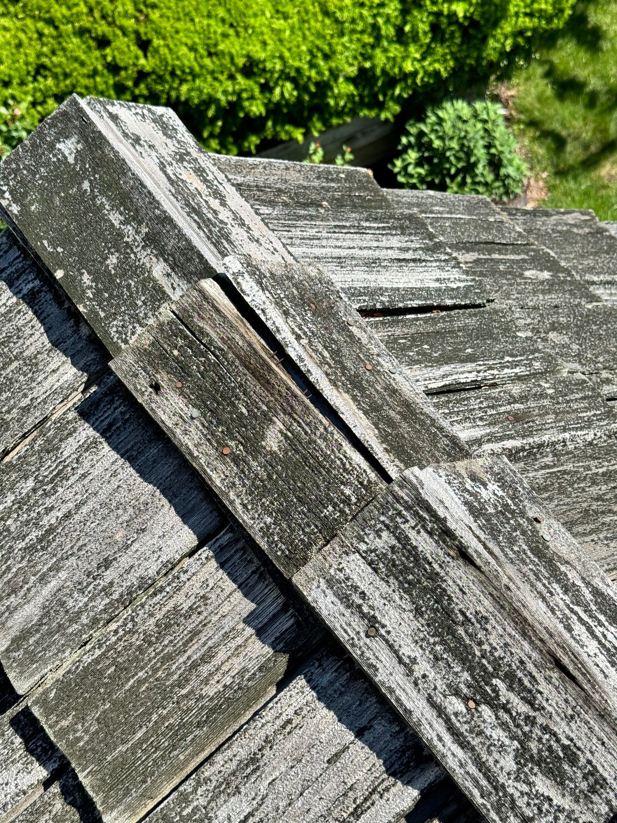 Arlington: CertainTeed Grand Manor Designer Shingles in Weathered Wood by RM Banning, Inc.