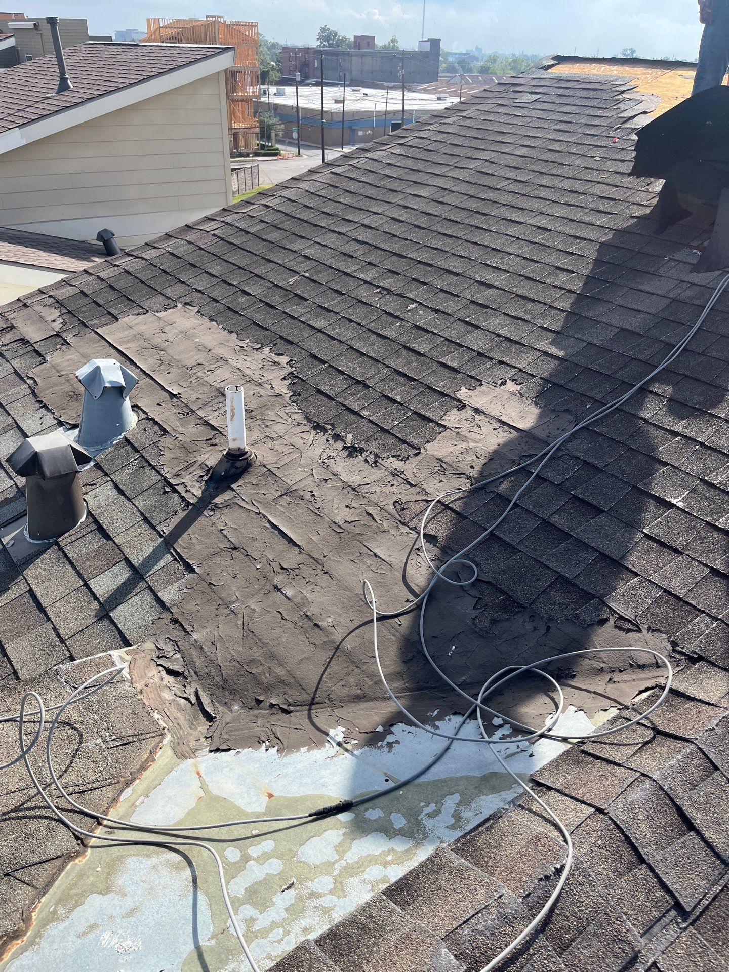 Residential Roofing Installation using Owen's Corning Duration (Lifetime) Shingles by Roof Repair Company