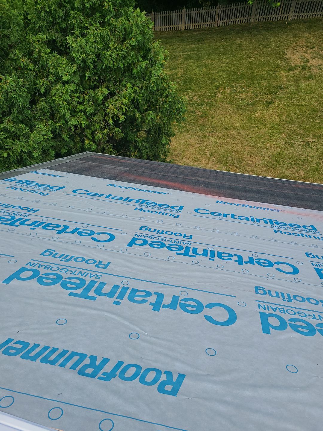 Falls Church: CertainTeed Landmark Pro Designer Shingles in Max Def Pewterwood by RM Banning, Inc.
