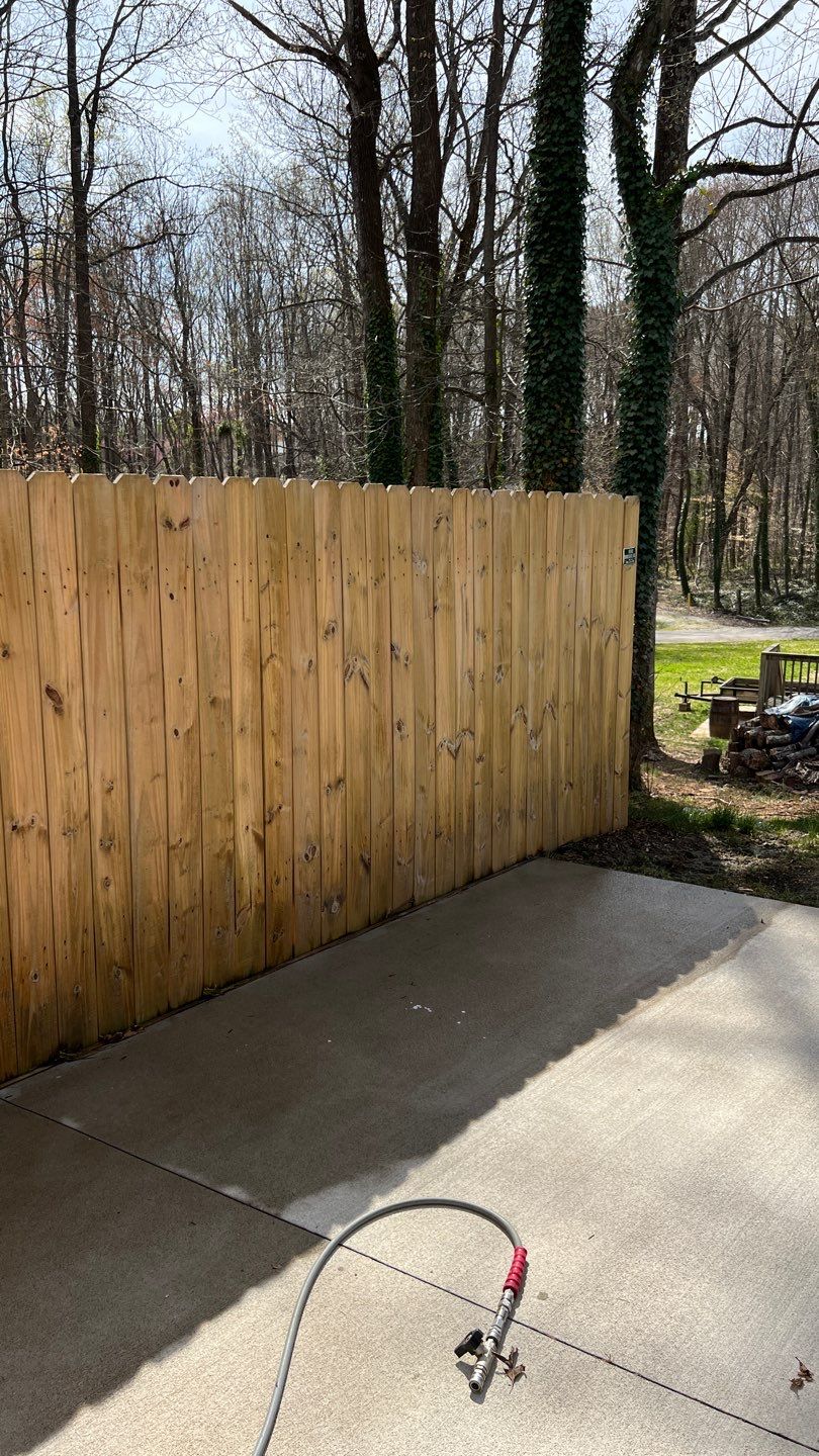 Fence using Wood Sealant by DuraSeal