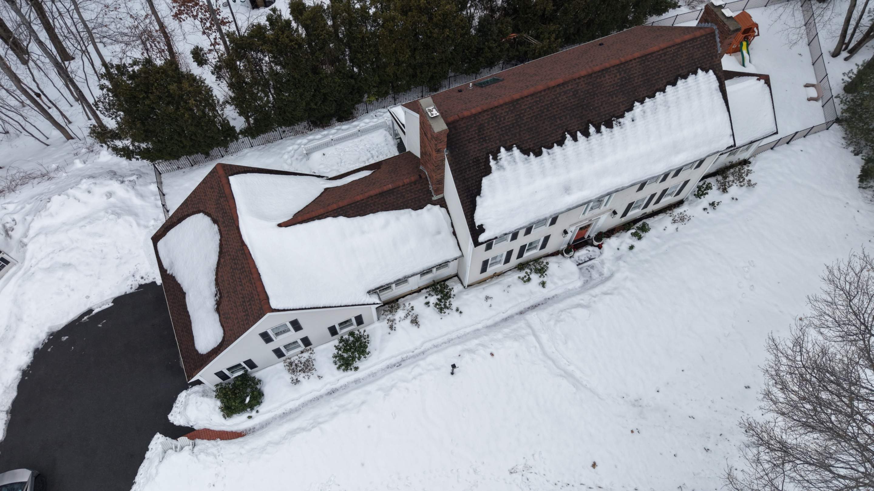 Premium Owens Corning Roof System – Onyx Black by JOHNNYS PRO