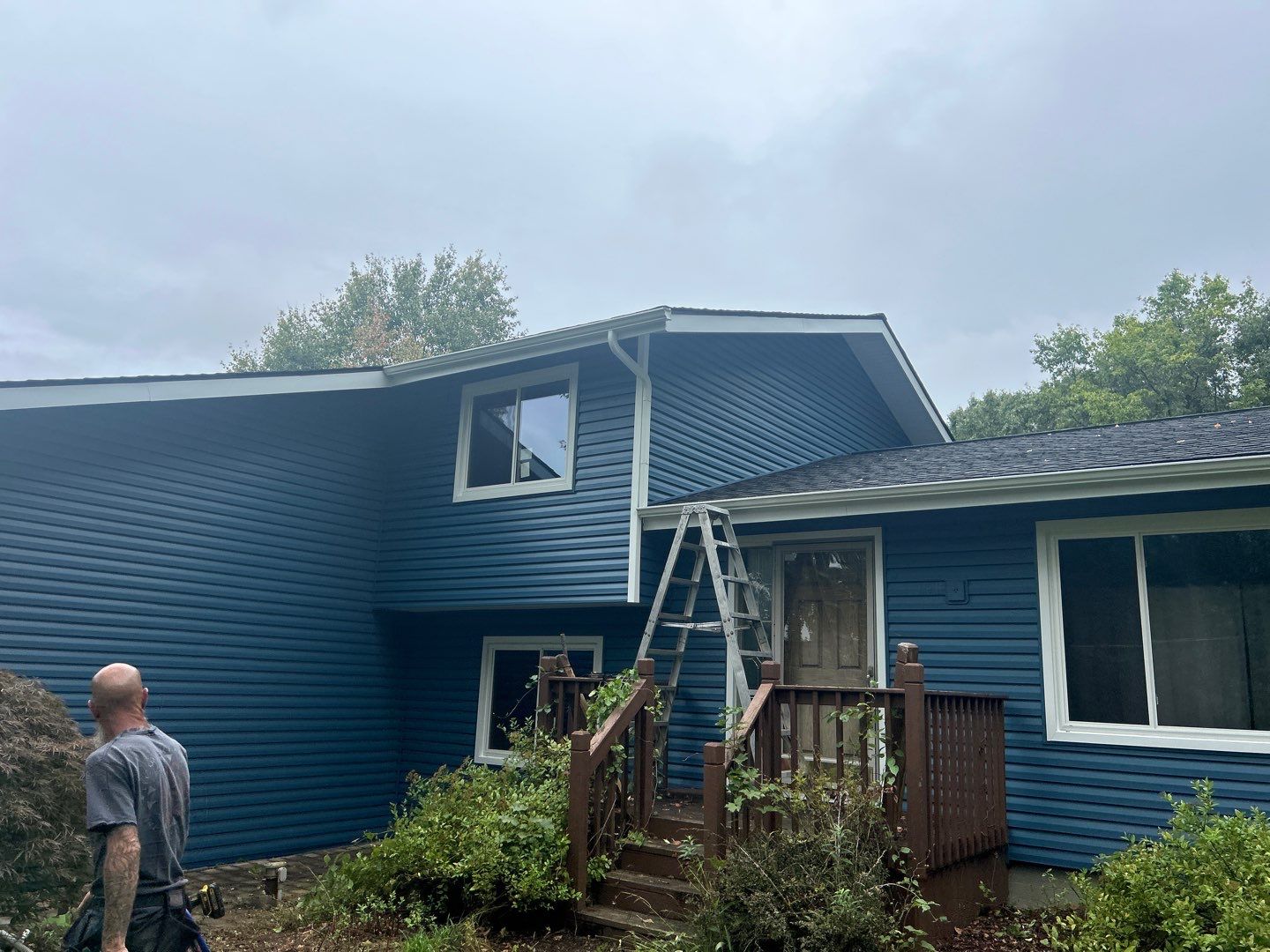 Siding Replacement using Alside D4 1/2" Dutchlap by 180 Contractors
