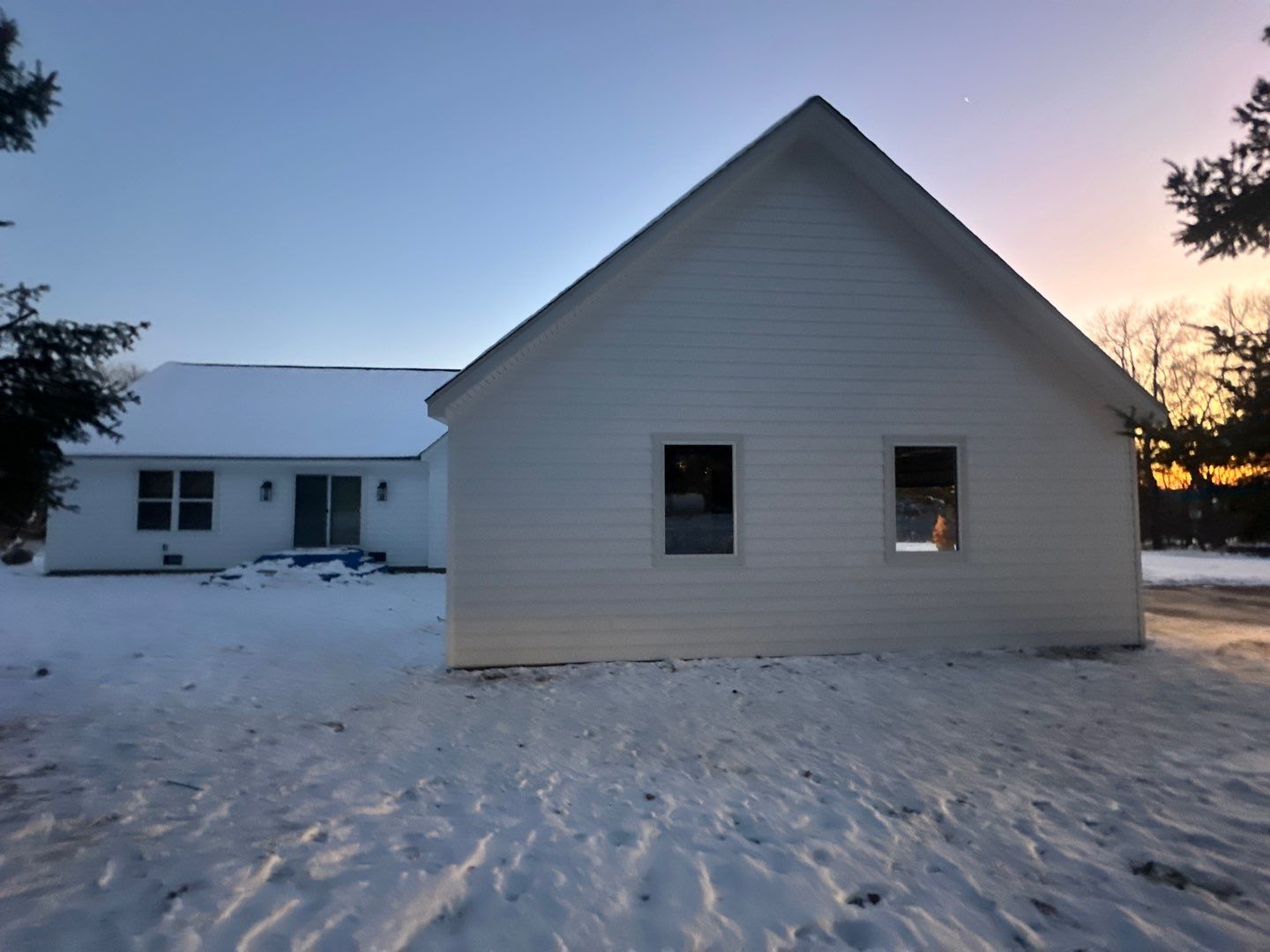 Siding Replacement using Ascend 7" Composite by 180 Contractors