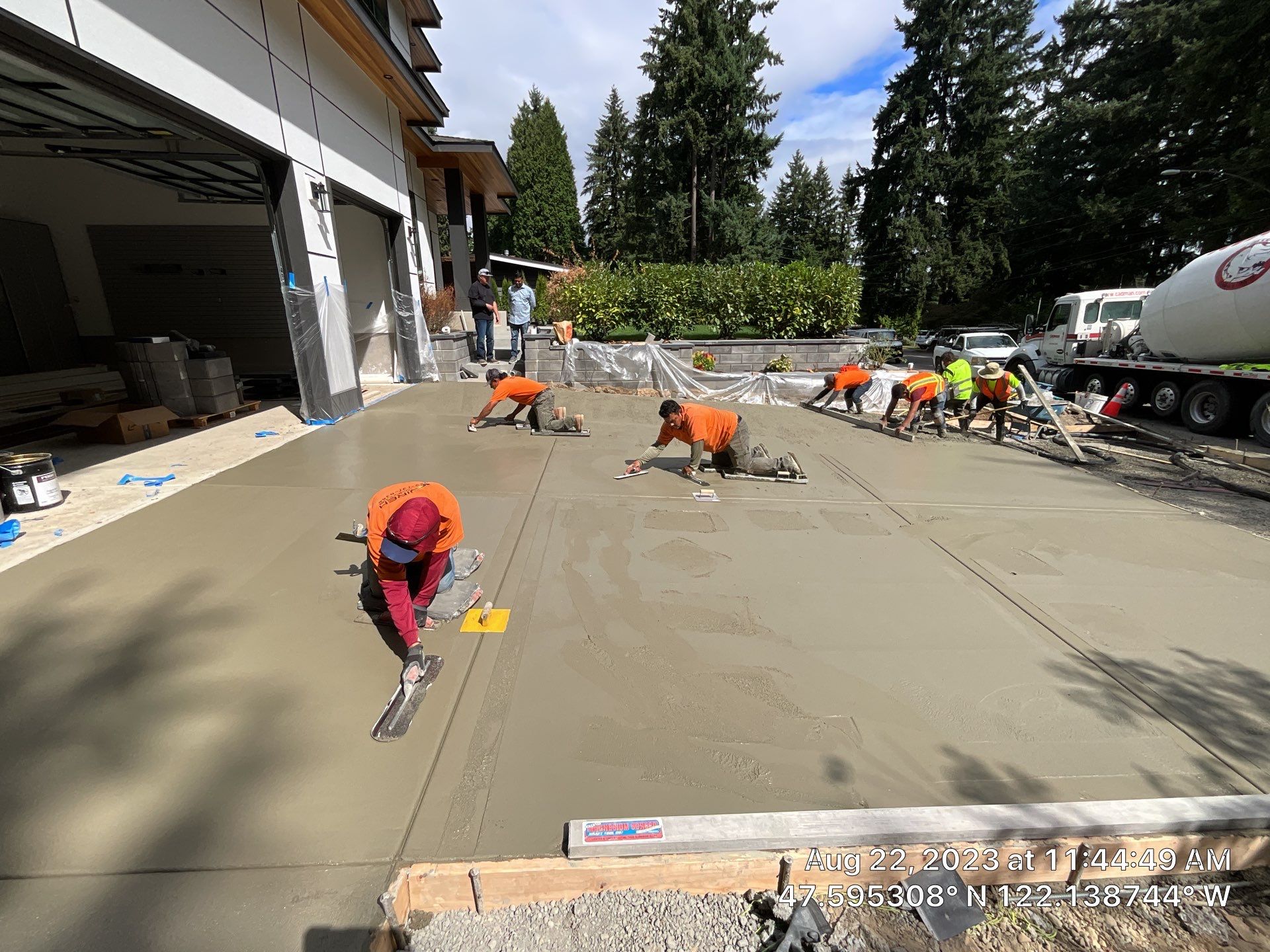 Bruce | Broom Finish Driveway, Concrete Project by Jireh Asphalt & Concrete Inc 