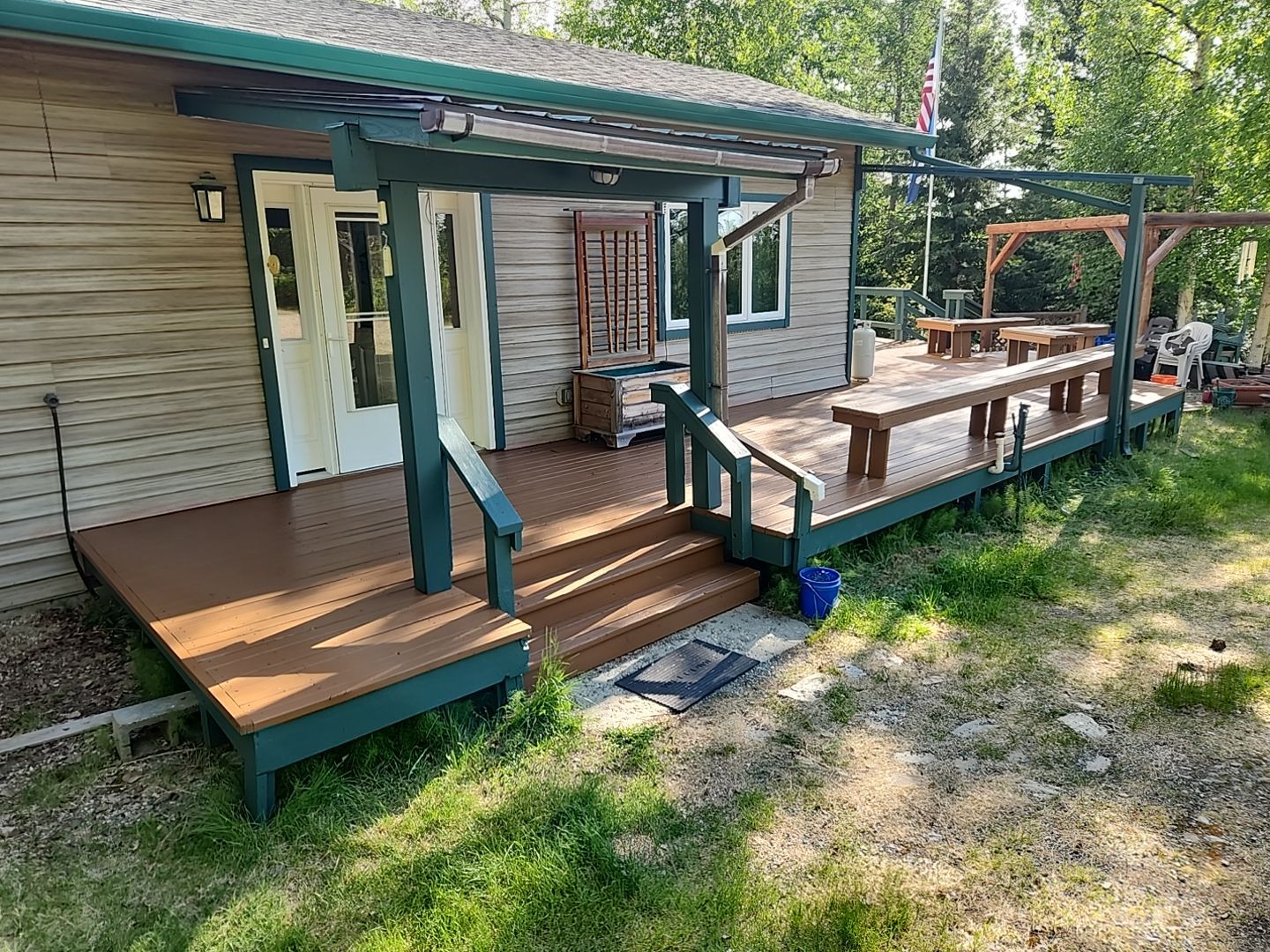 Trim & Deck Repaint by Midnight Sun Painting