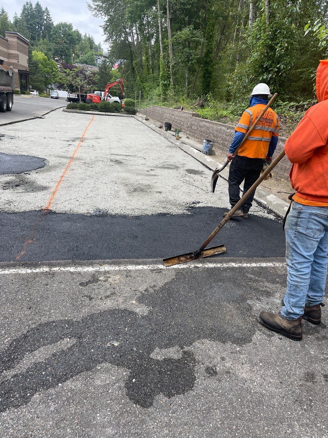 Asphalt Patch Repair & Concrete Curb Renovation | Kirkland  by Jireh Asphalt & Concrete Inc 