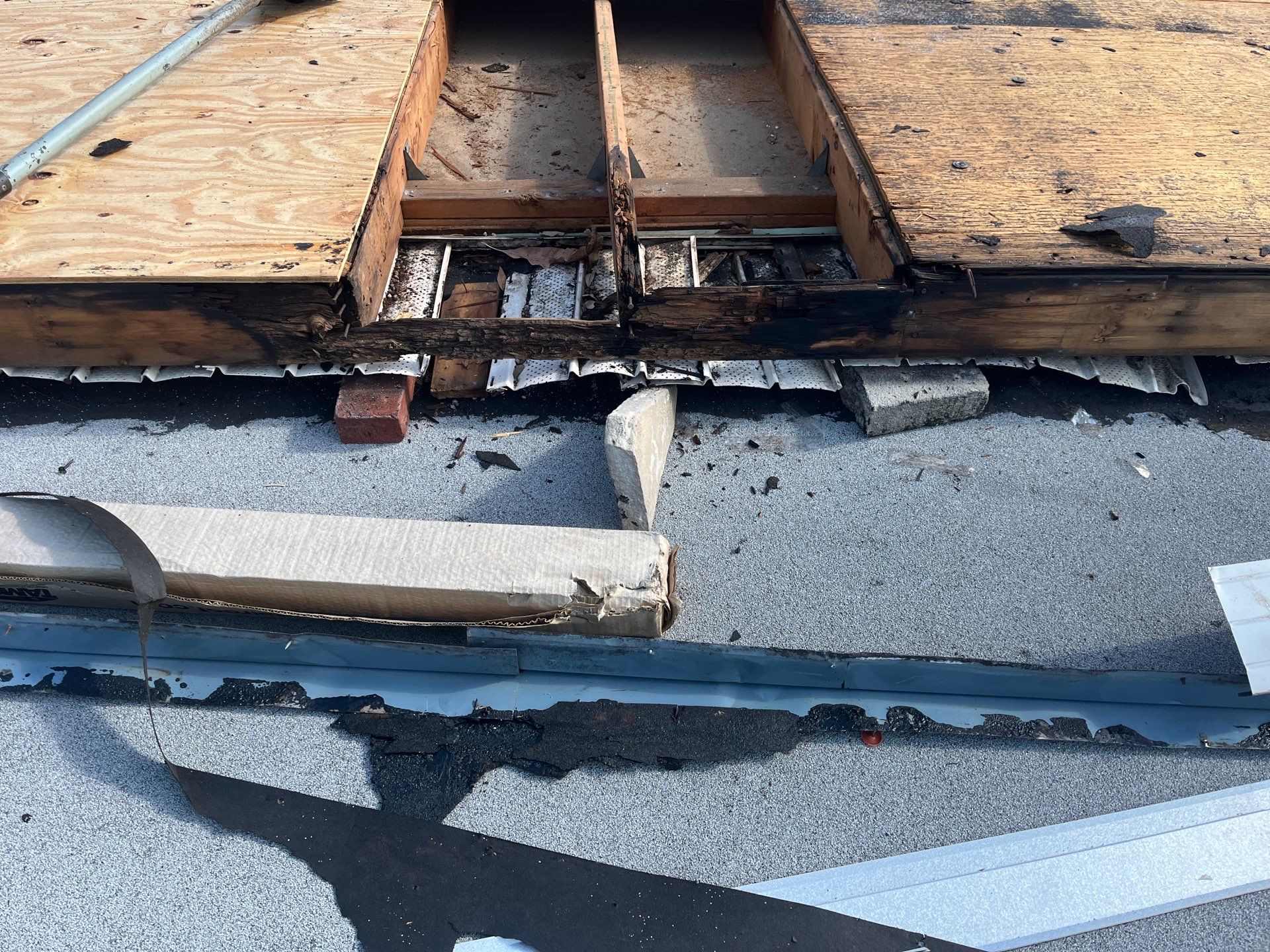 Project in St. Petersburg 33711 by Mitchell Roofing Company LLC 