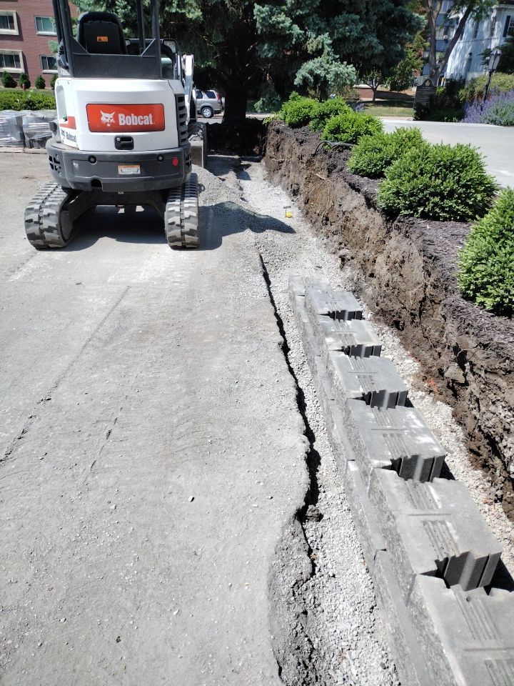 Replacement of existing retaining wall.  by New Horizon Landscapes