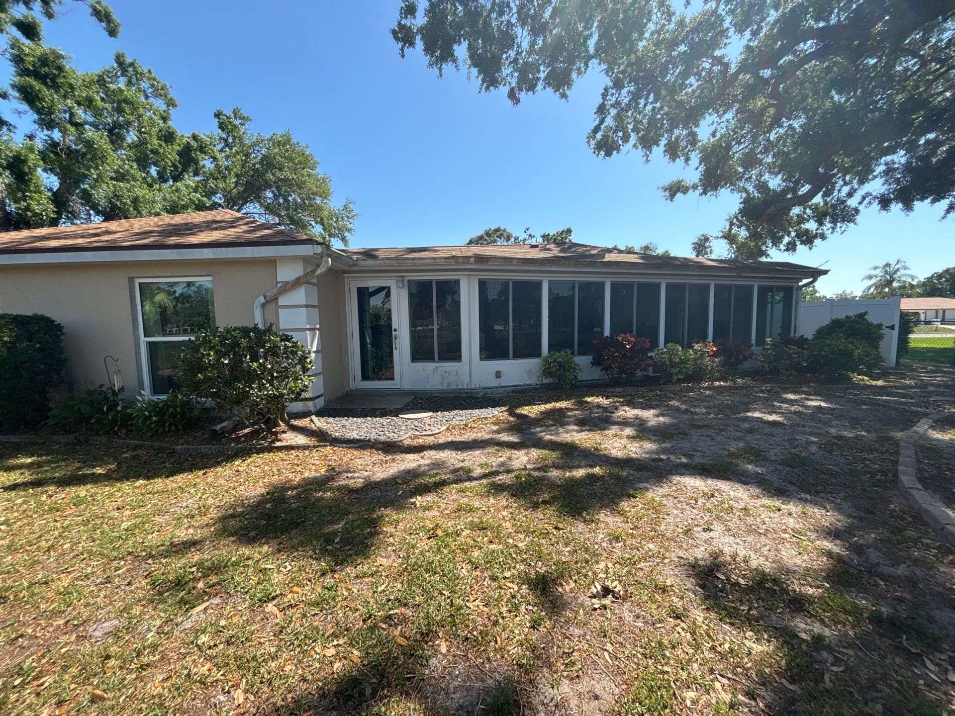Aluminum Seamless Gutters in Sarasota FL by Gutter Professors