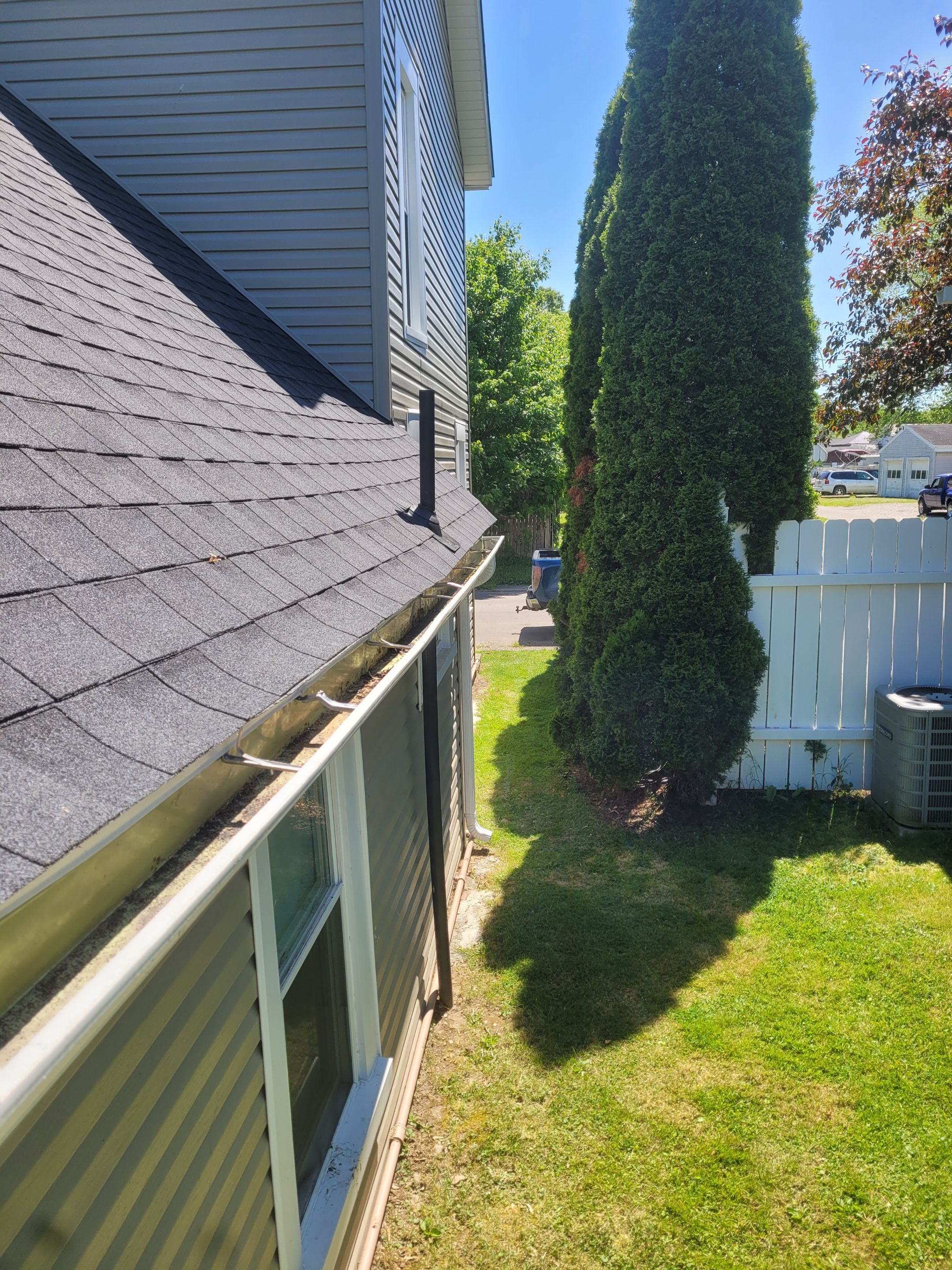 Pam & Roy Milburn by Silver Leaf Contracting 