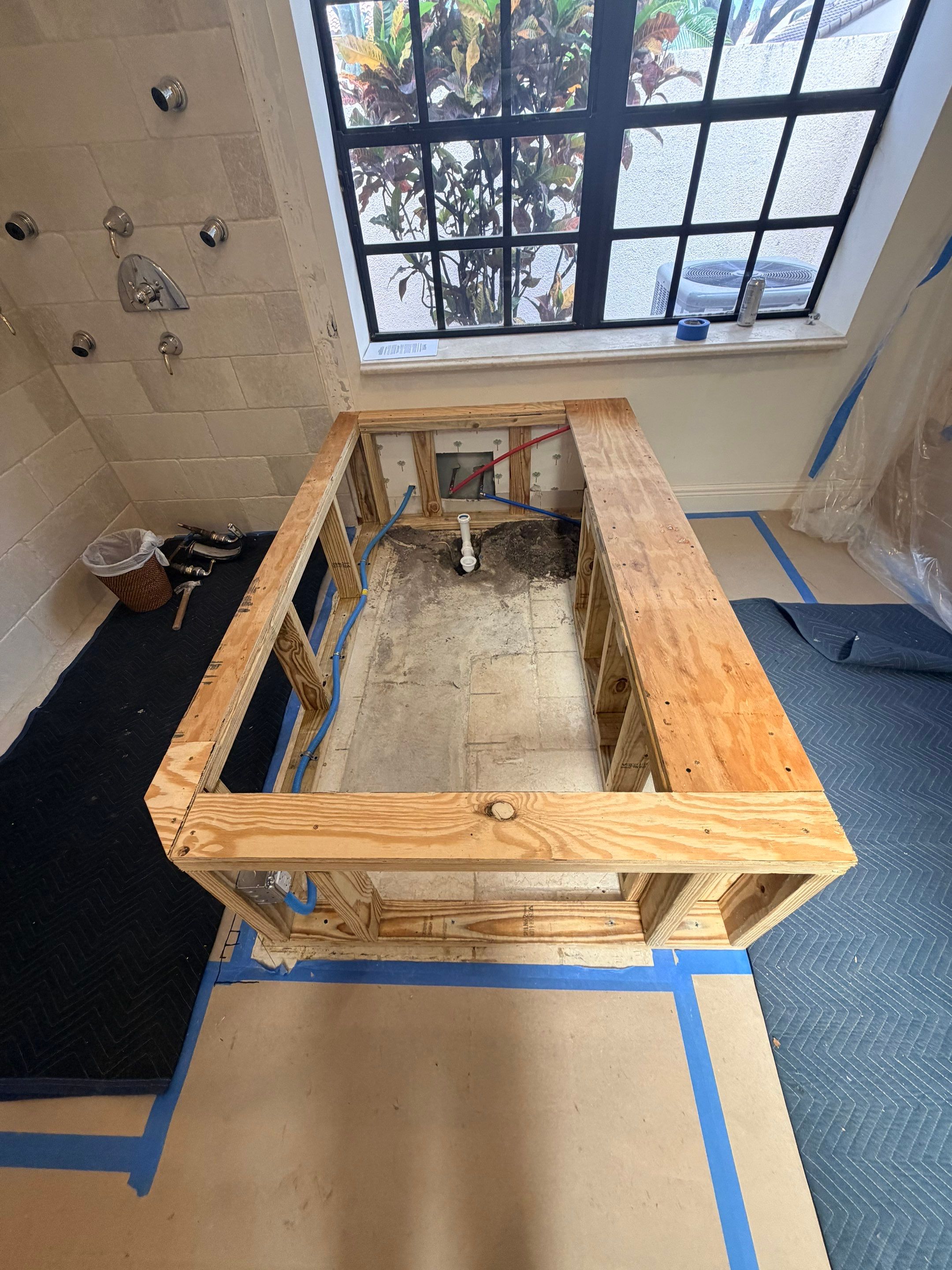 Roman Tub Remodel - Deerfield Beach by Hevi Tile