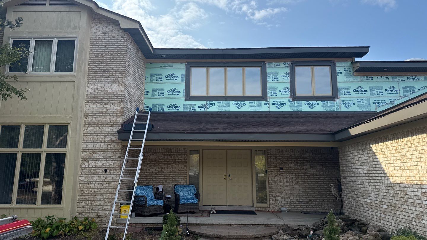 Siding Replacement using Alside S7 Cedar Mill Grain Cast Iron by 180 Contractors