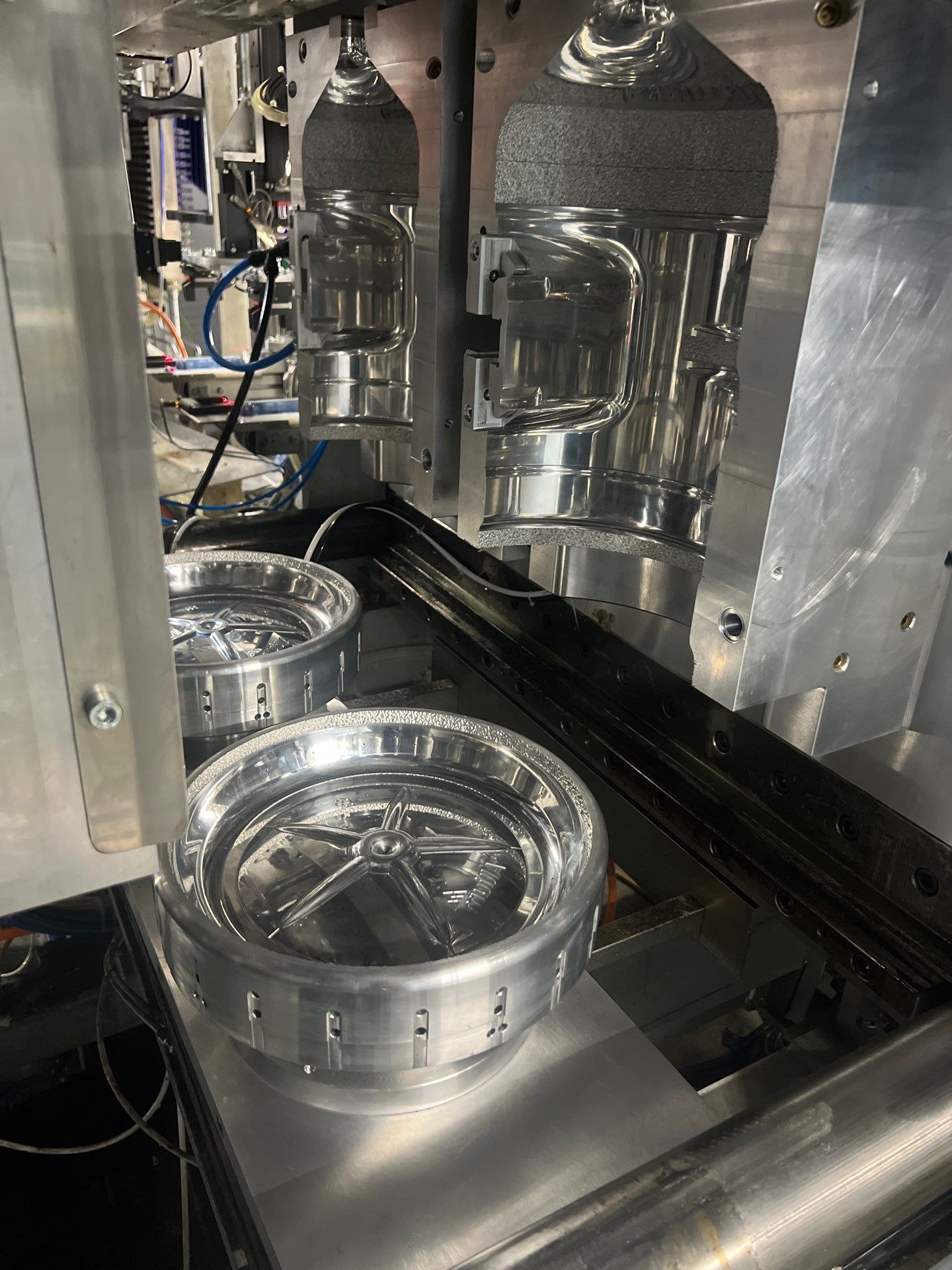 Fulton New 5 Gallon Molds using PET by Altium Packaging